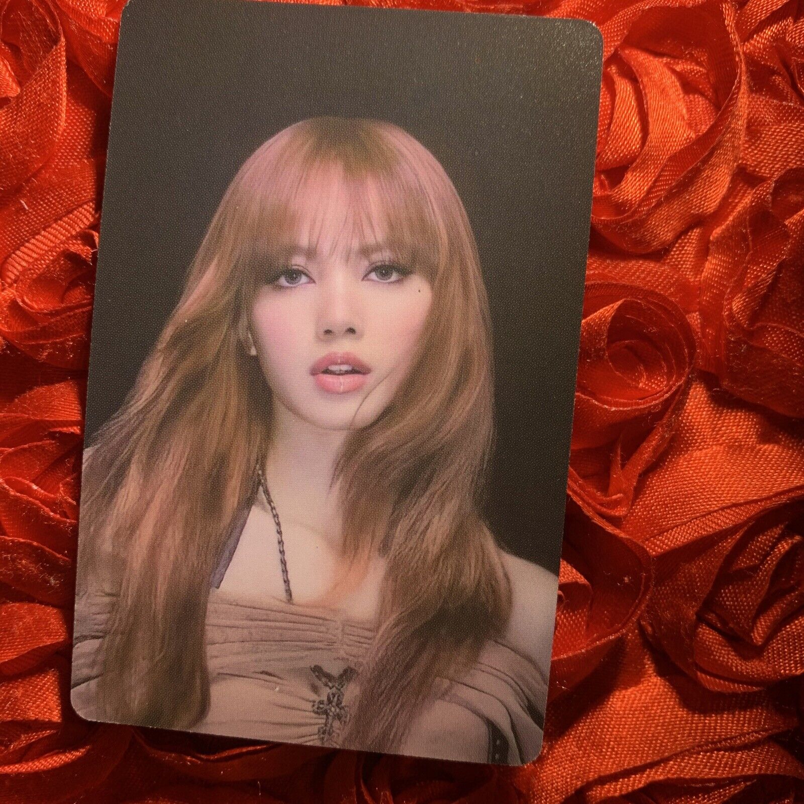LISA BLACKPINK VOGUE RED Edition Celeb K-pop Girl Photo Card LALISA brown