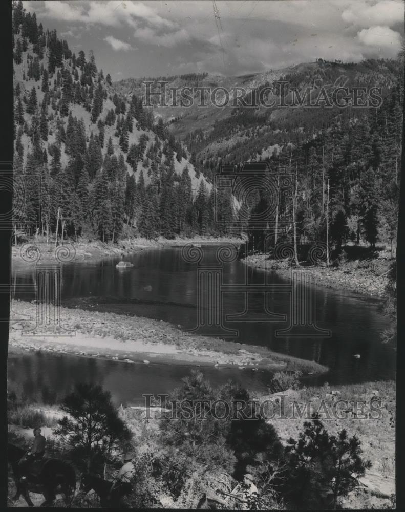 1949 Press Photo Salmon River - spx14418