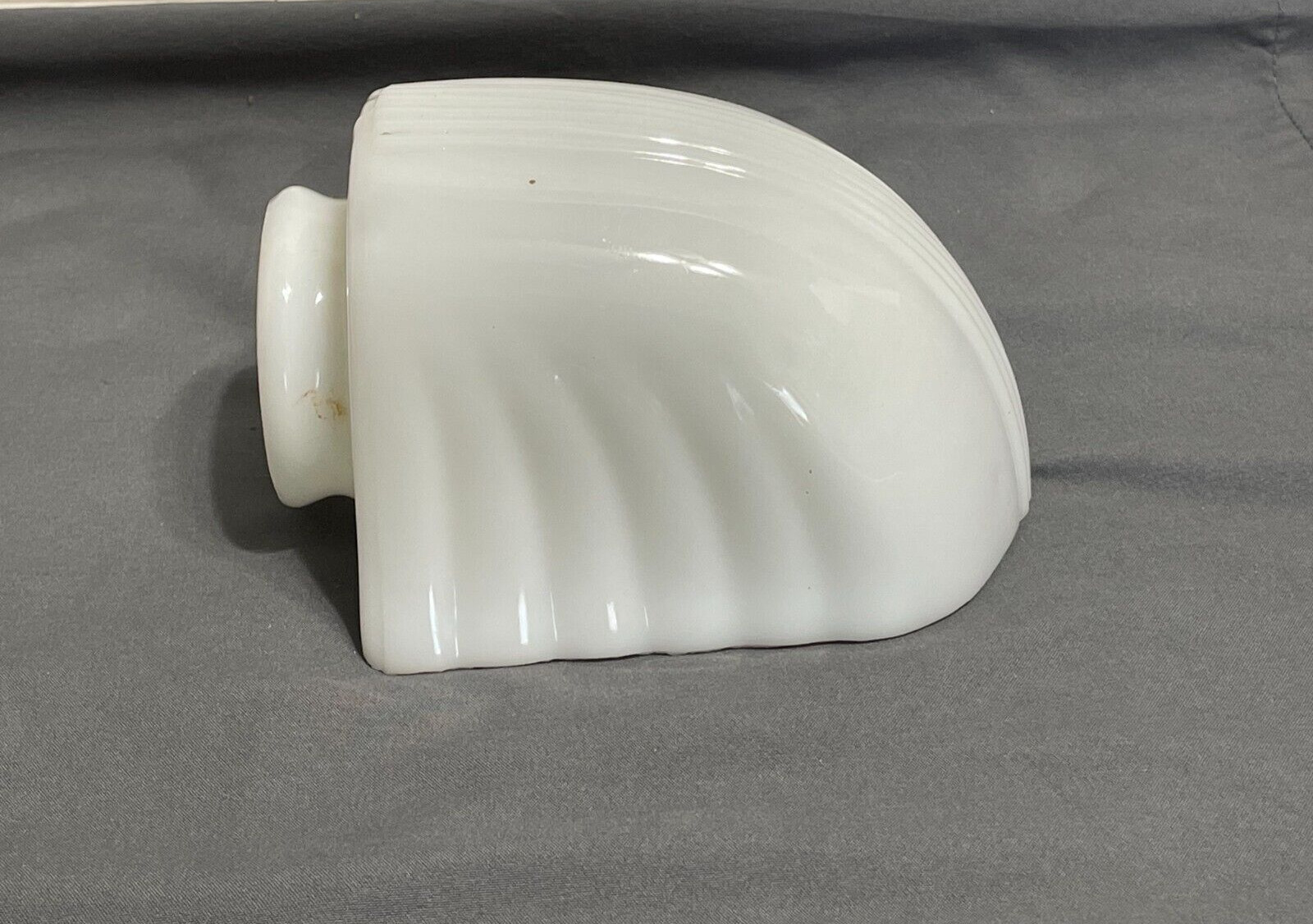 Vintage  MCM 1940s 1950s white Milk Glass bathroom wall SCONCE LIGHT SHADE shell