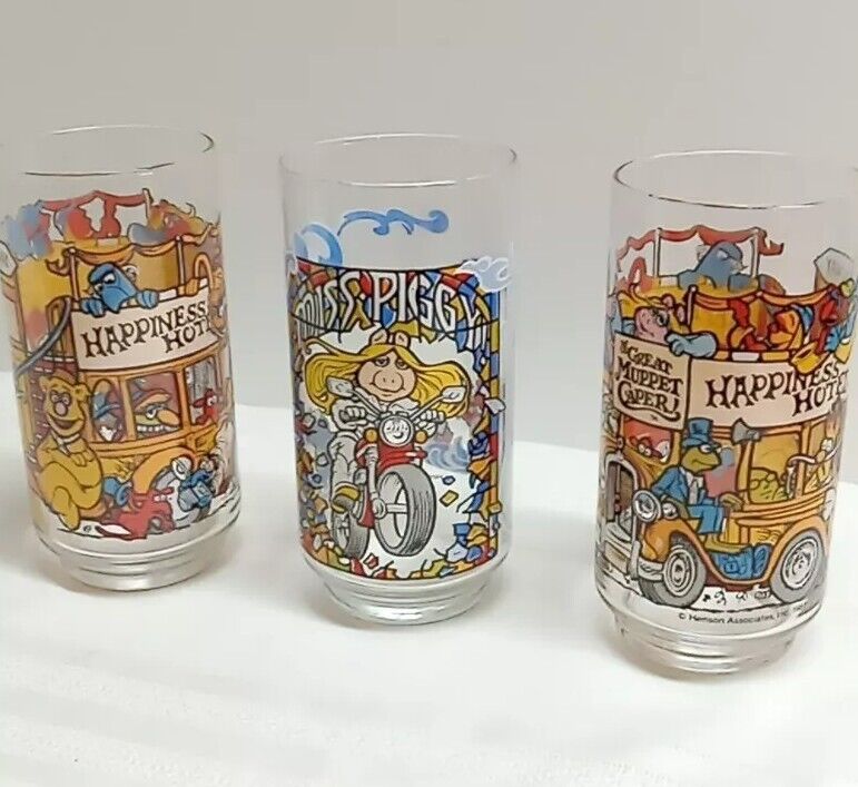  Vintage 1981 McDonald\'s  The Great Muppet Caper Class Cups  Lot Of 3