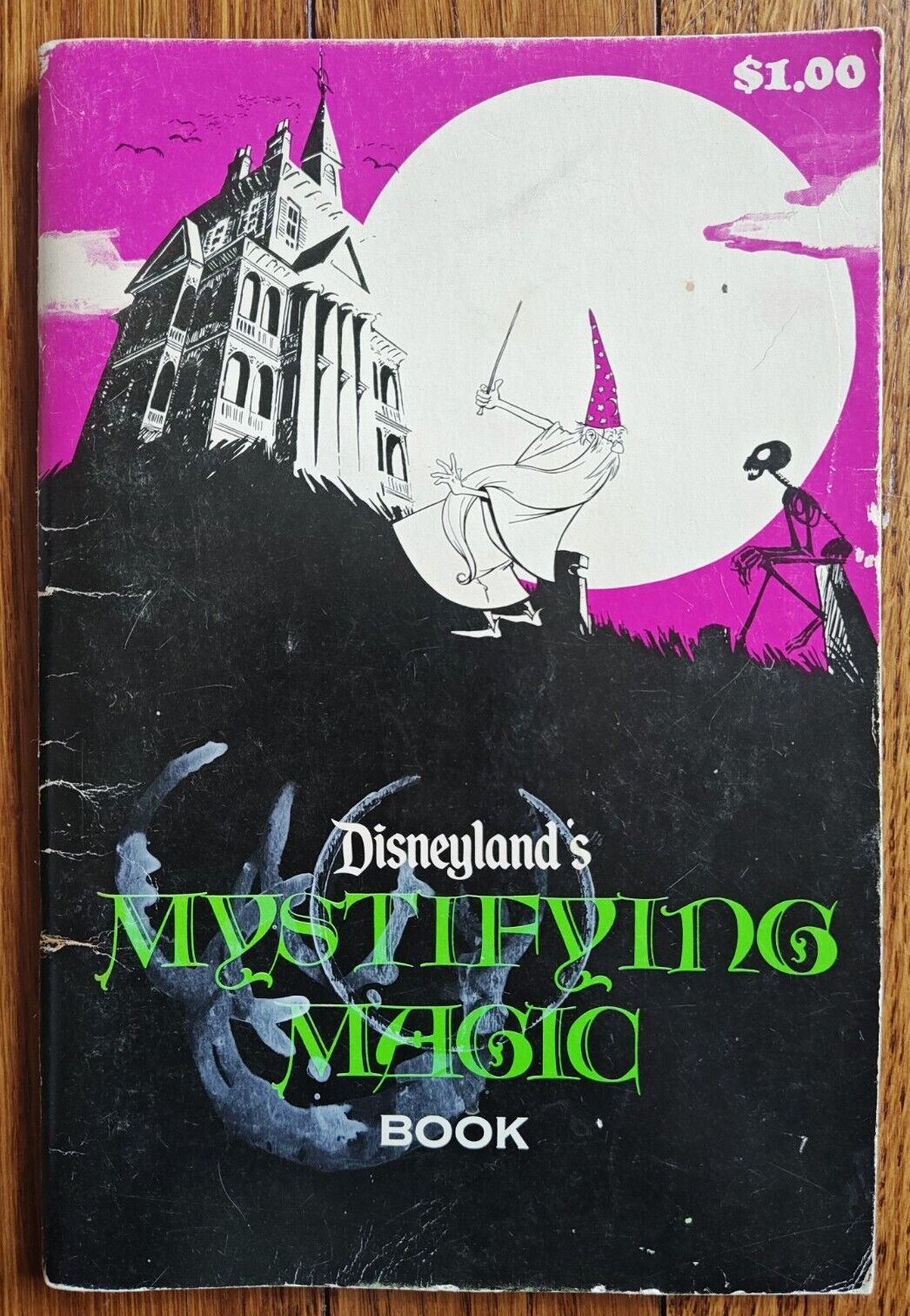 ORIGINAL DISNEYLAND\'S 1970 MYSTIFYING MAGIC BOOK HAUNTED MANSION