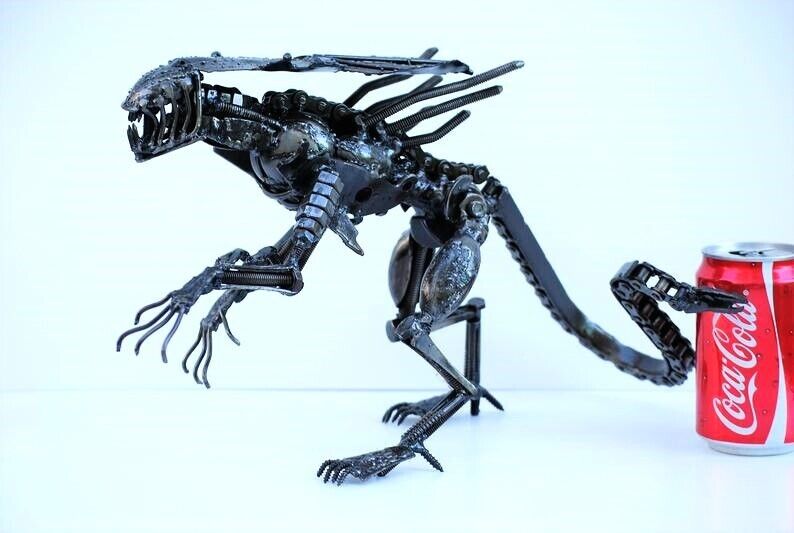 Queen Alien Scrap Metal model, Gifts For Dad, Welding sculpture gifts for him