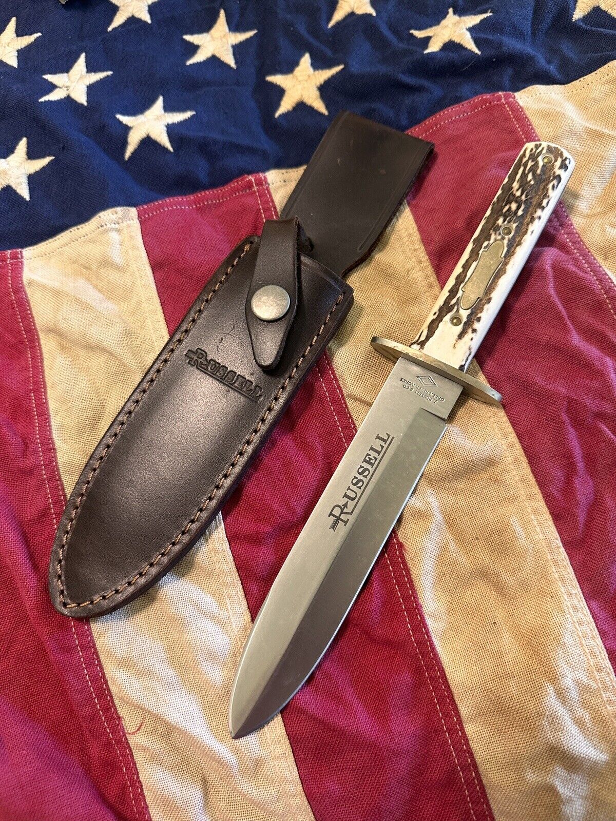 J Russell & Co Green River Works Bowie Knife 