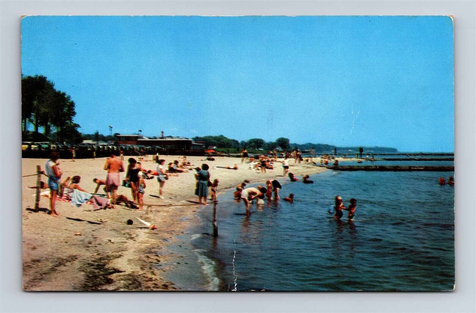 Postcard MD Chesapeake Beach Maryland Bathers at Chesapeake Beach Park 1950s Y22