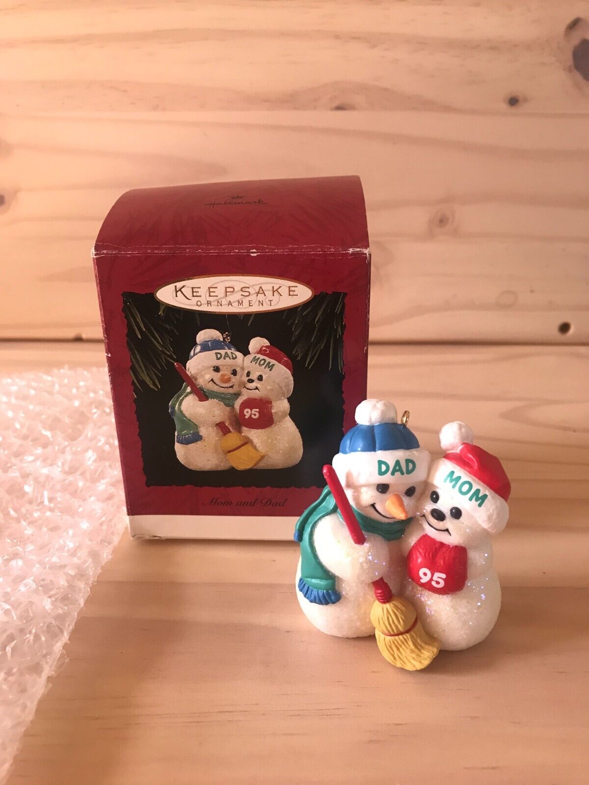 HALLMARK Keepsake Mom and Dad Snowman Christmas Ornament 1995 Vintage