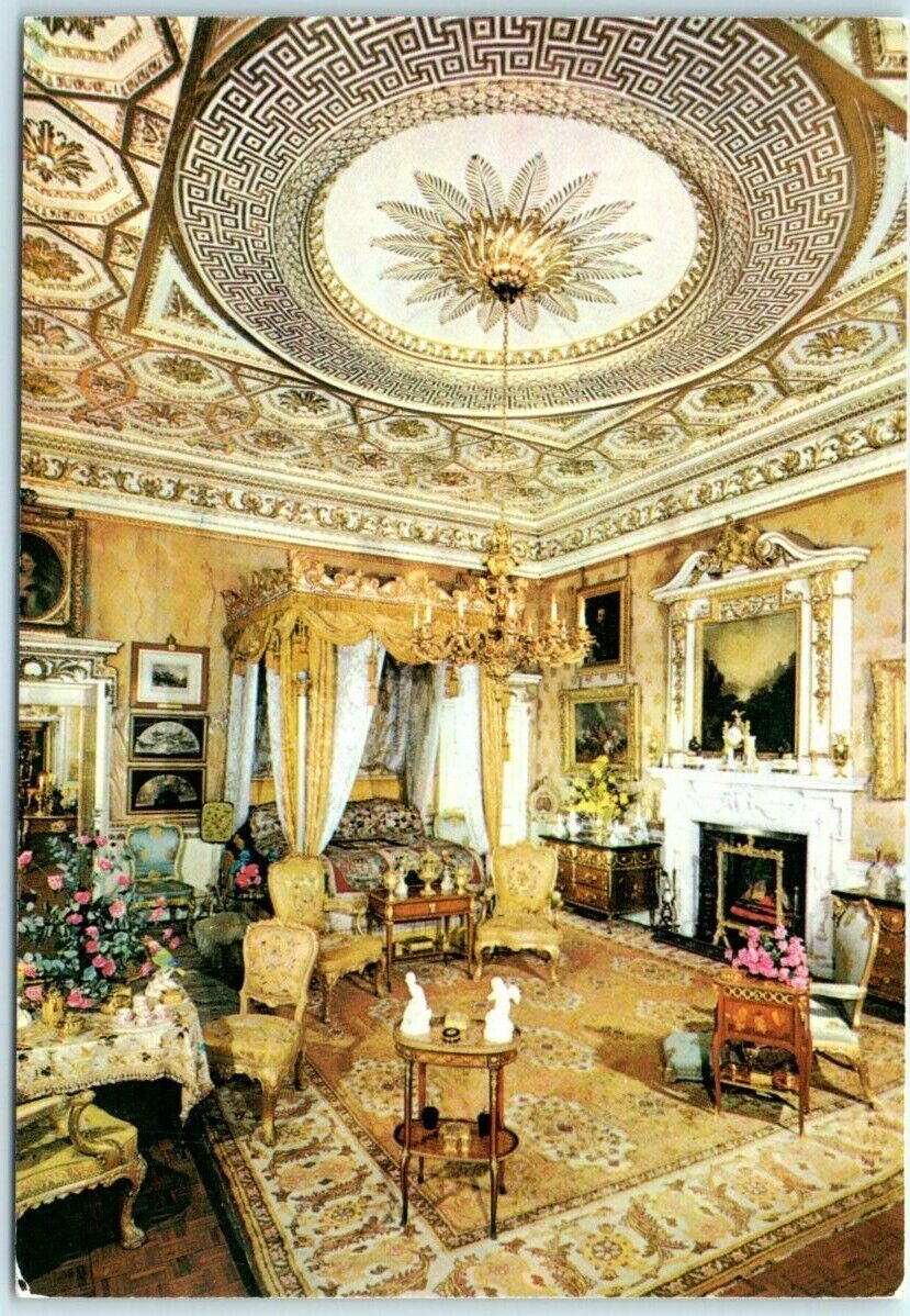 Postcard - Queen Victoria's State Bedroom - Woburn Abbey - Woburn, England