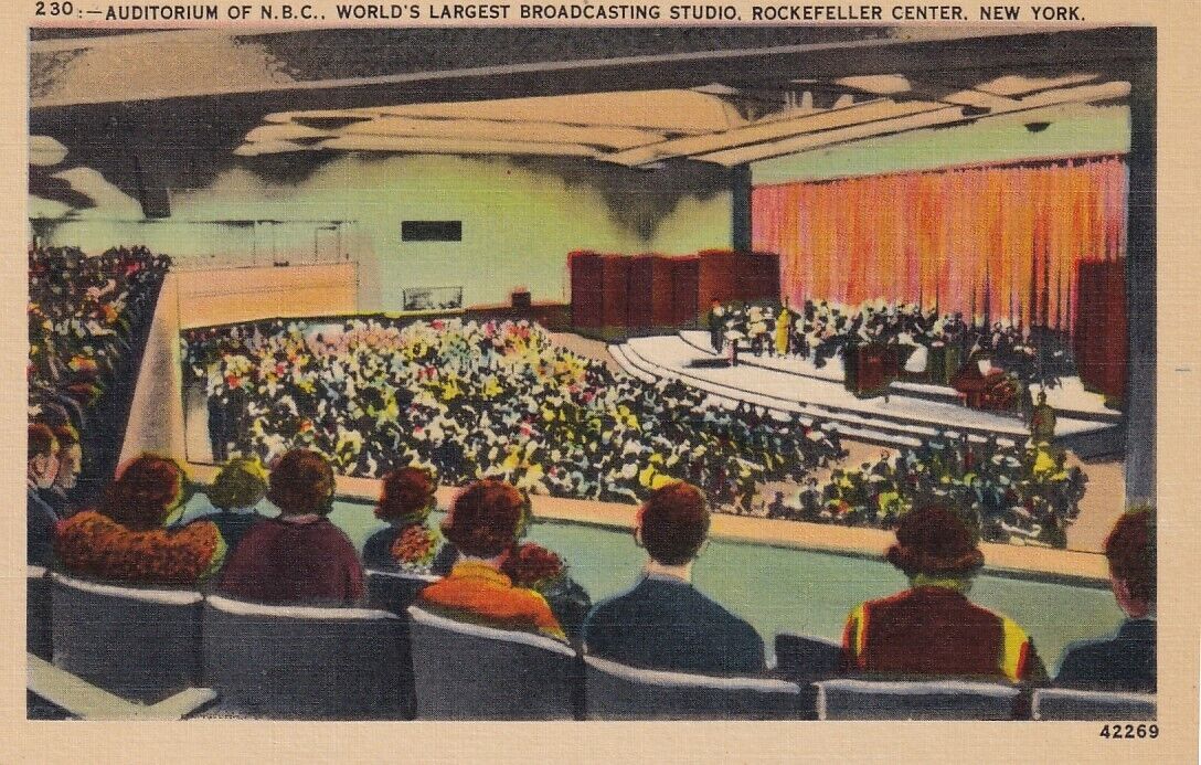 c1940 Auditorium of NBC Broadcasting Studio, Rockefeller Center, NYC. Linen UNP