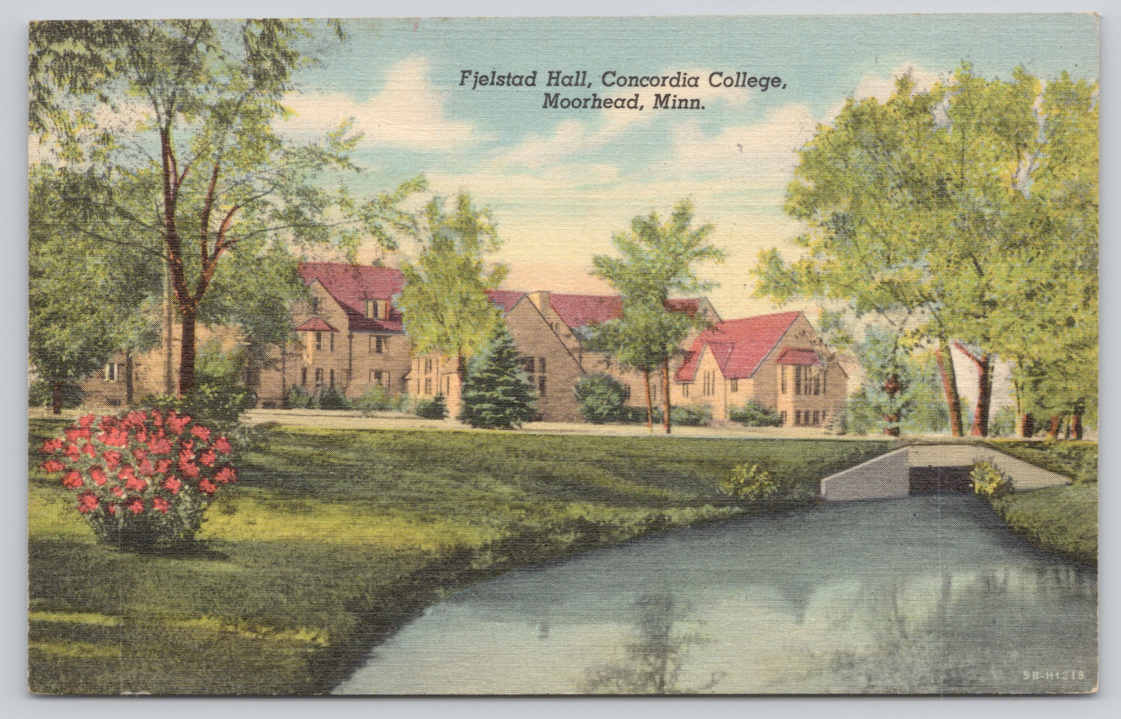 Postcard Moorhead, Minnesota, Fjelstad Hall, Concordia College Linen A672