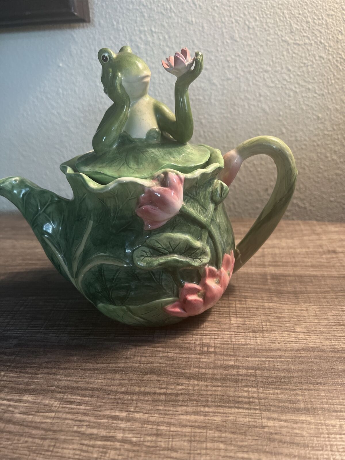 Hand Crafted Ceramic  Frog Teapot,  ceramic tea Kettle for Tea for tea lovers
