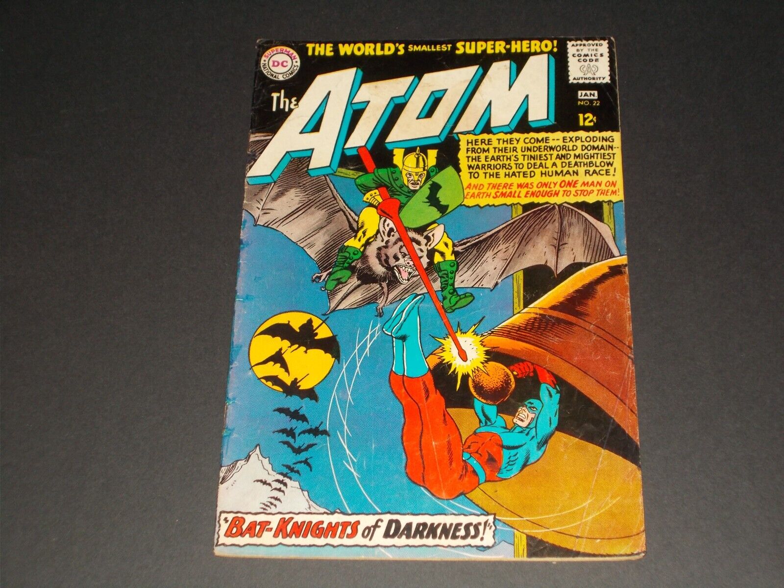 The Atom #22, Silver Age DC Comic - VERY NICE COMIC   Slight color touches
