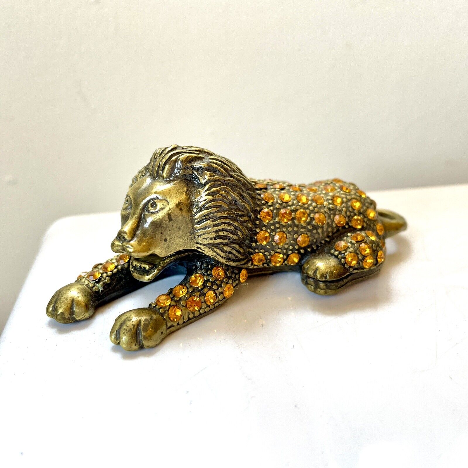 Vintage Gold Lion Jeweled Rhinestone Trinket Box