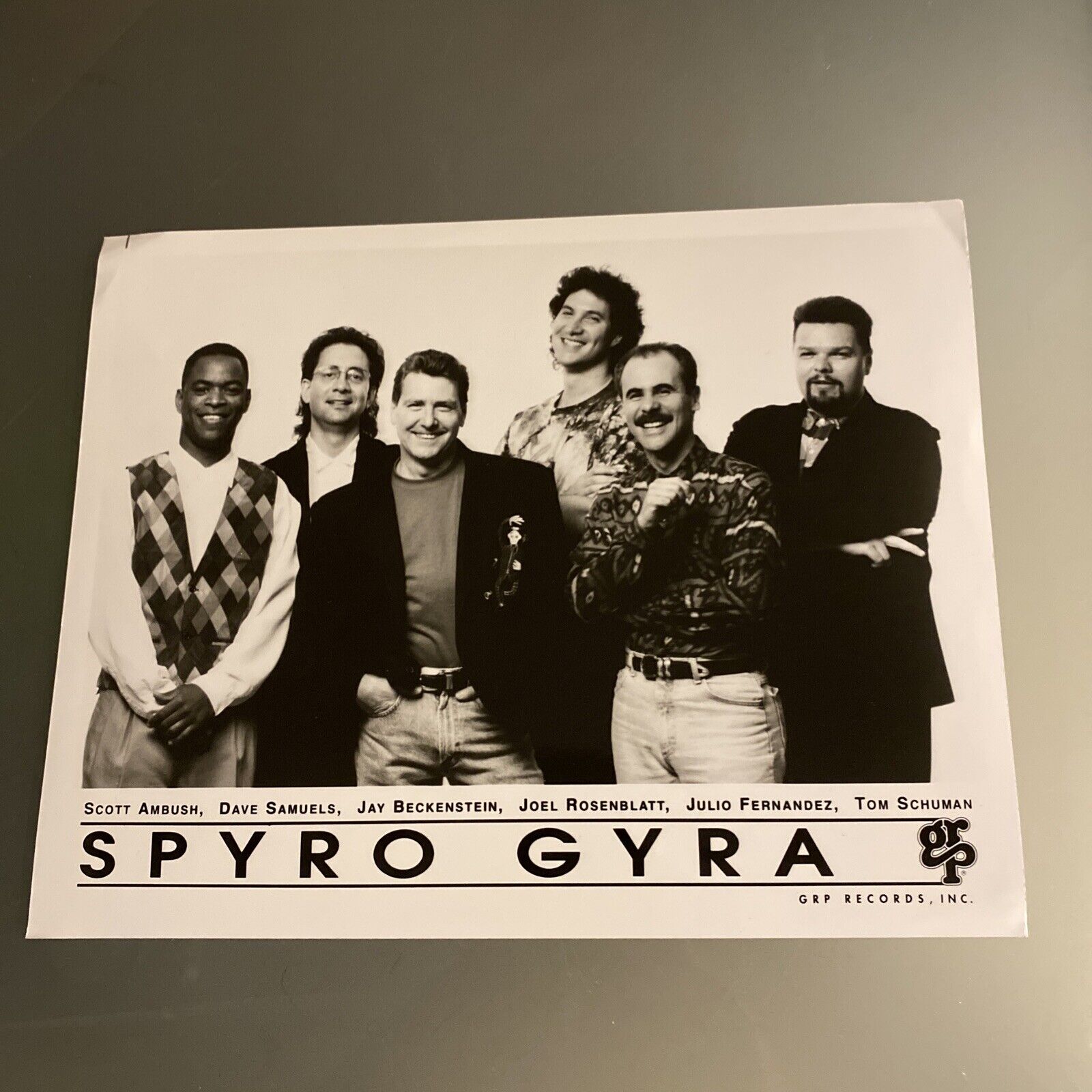 1990 Press Photo Members of the Spyro Gyra Band With Names Of Members