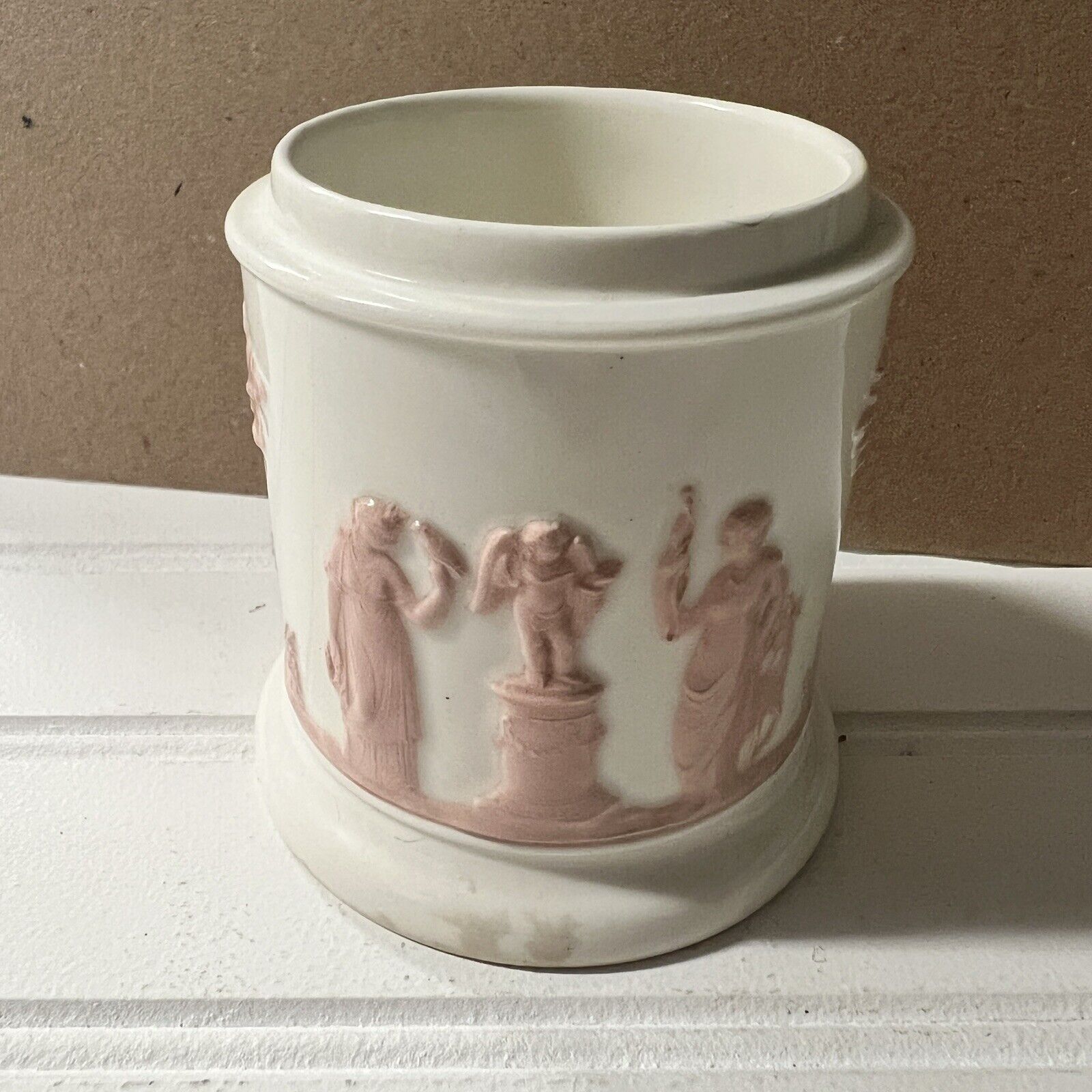 wedgwood pink on cream angels jar without lid 3.5 inches tall Holder Cup