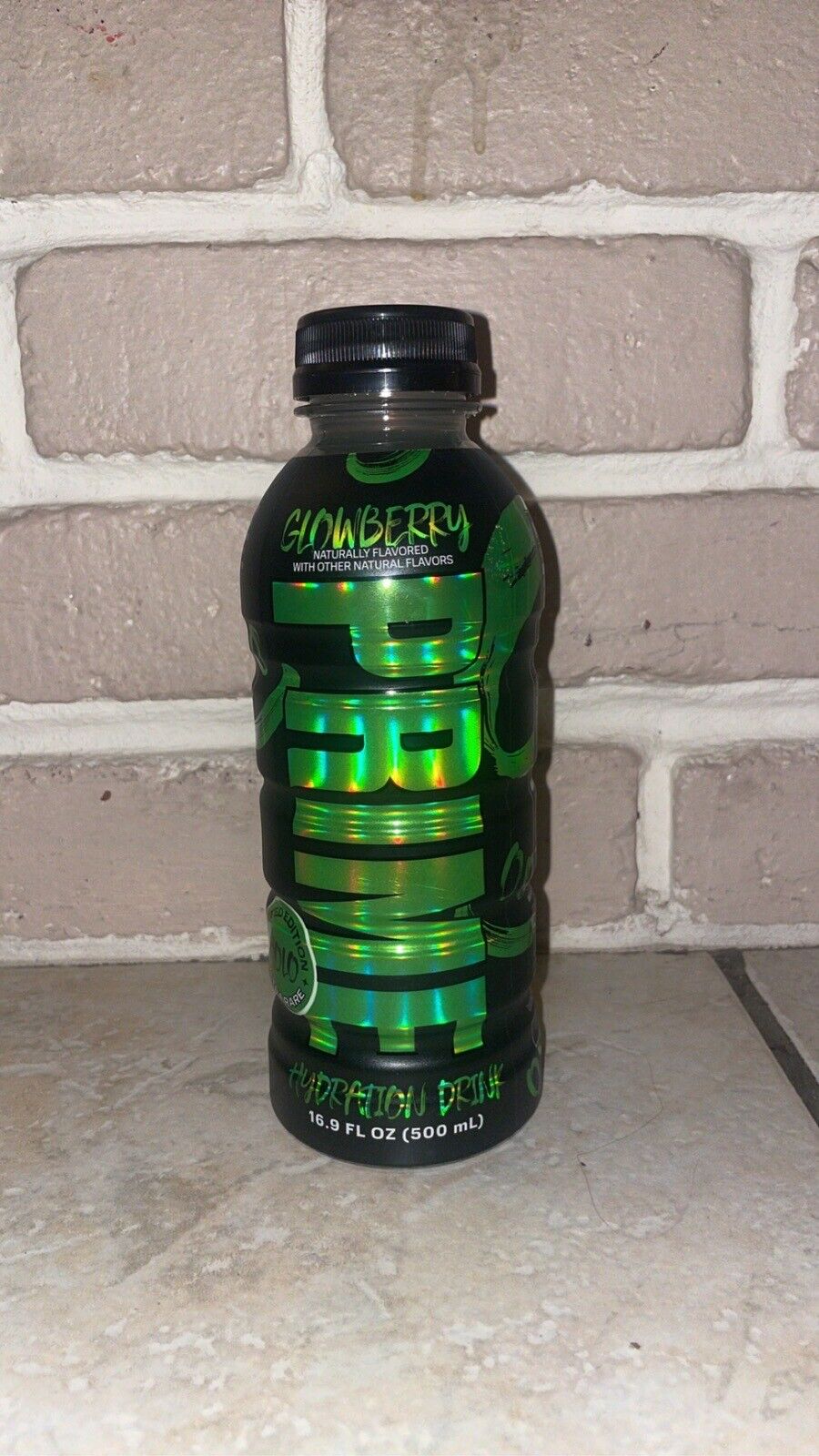 PRIME HYDRATION DRINK GLOWBERRY FLAVORED 16.9OZ LIMITED EDITION HOLO ULTRA RARE