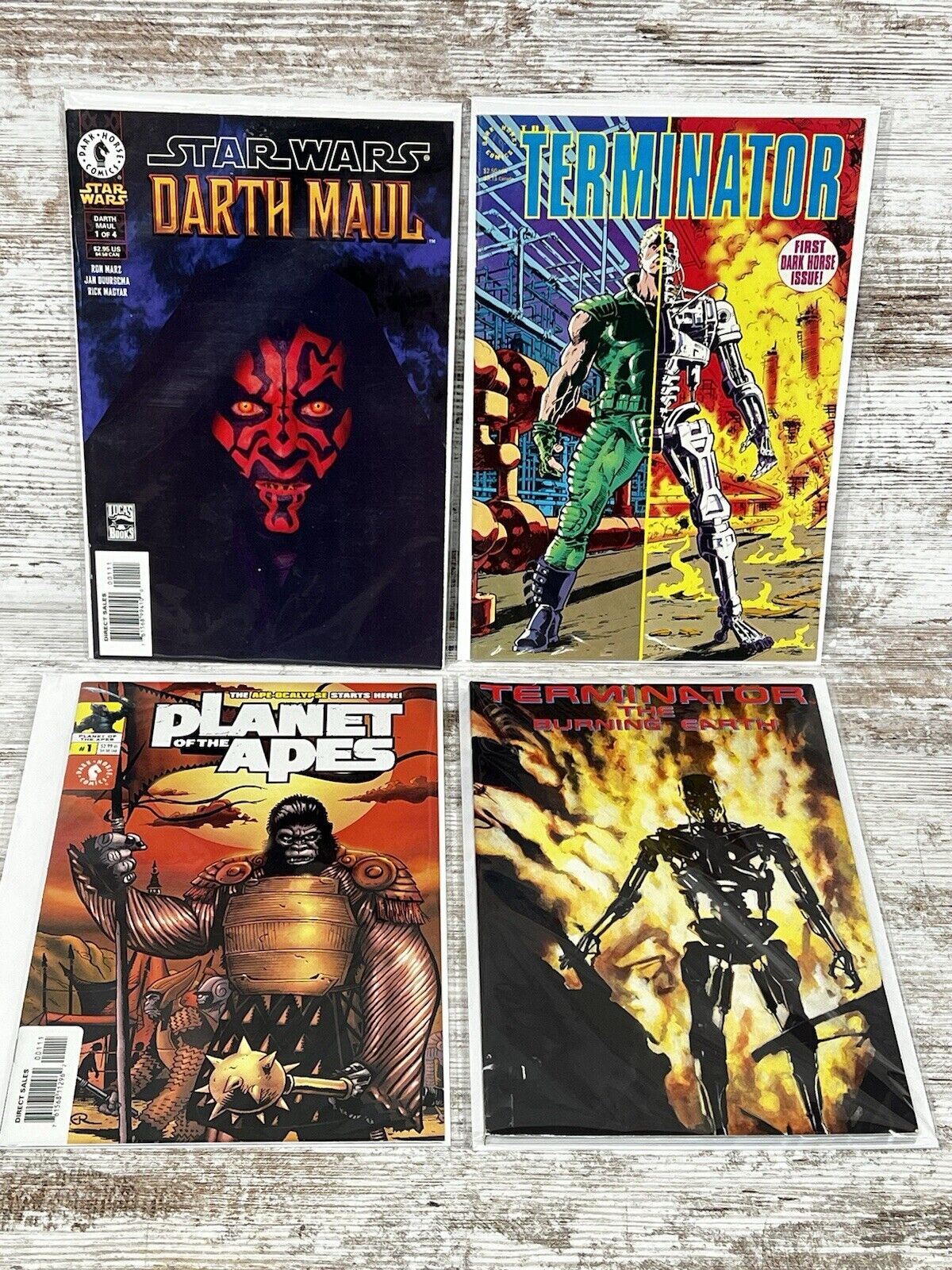 4 Dark Horse Comics, Star Wars: Darth Maul The Terminator x2 Planet of the Apes