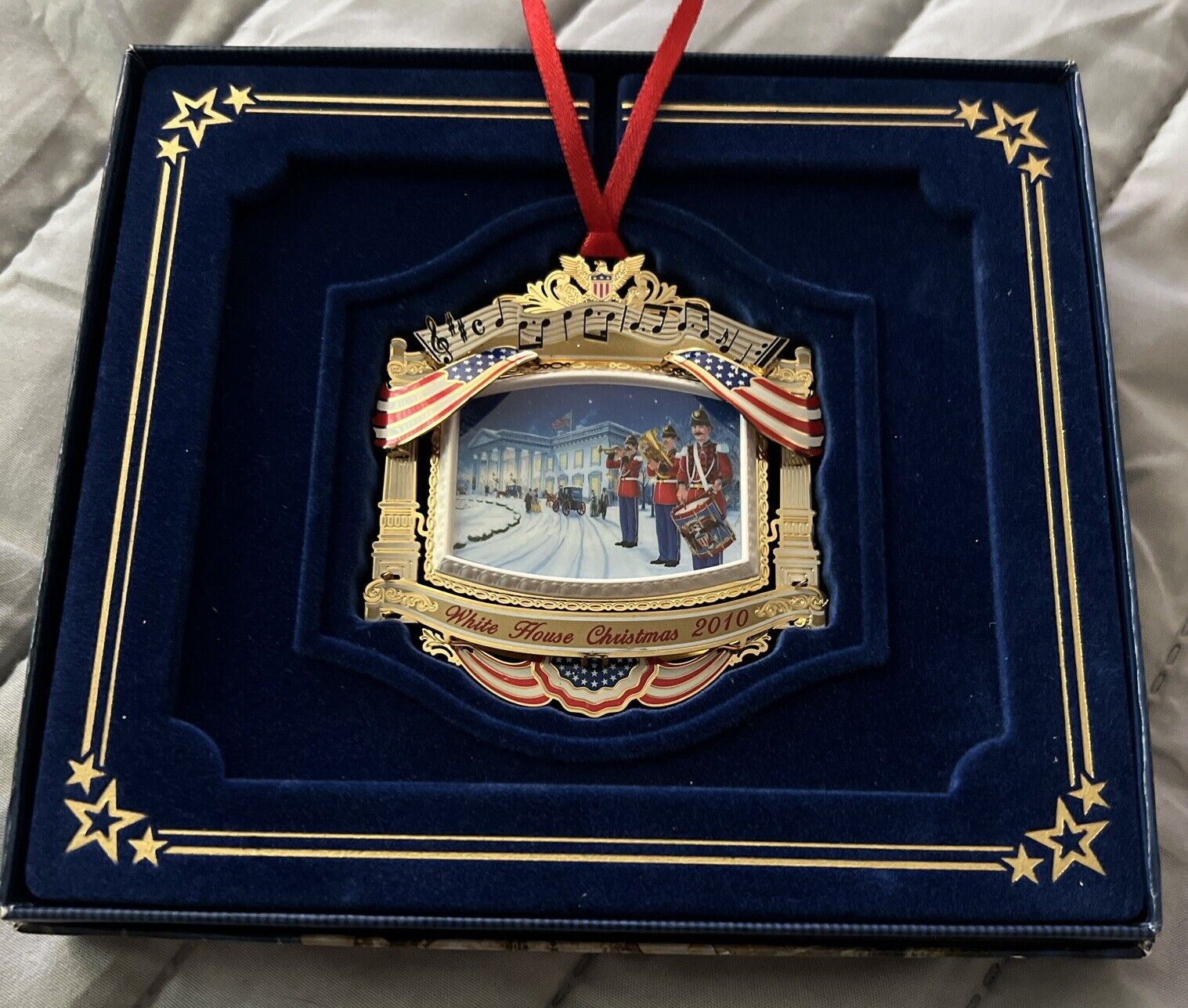 2010 Official White House Christmas Ornament Gold NEW in BOX