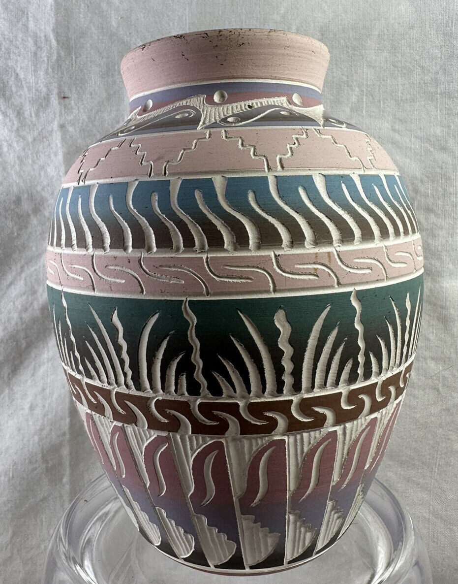 E. Whitegoat Navajo Etched Pottery Vase Signed Southwest Native American 6.5”H