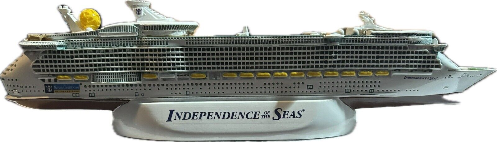 royal caribbean.  Independence Of The Seas.  Model Ship
