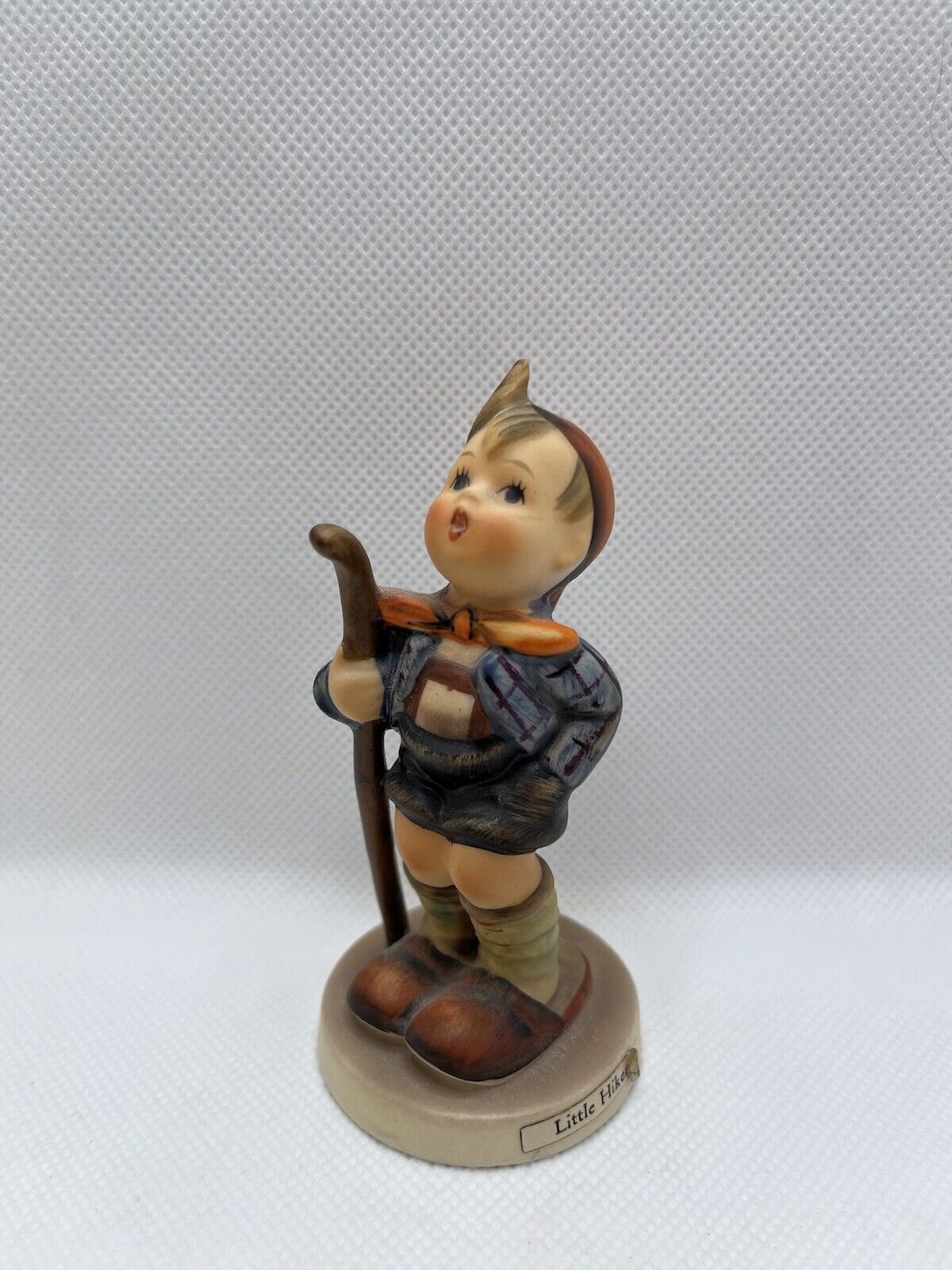 Goebel M.I. Hummel Figurine Little Hiker Boy # 16/1 TMK-5 Germany