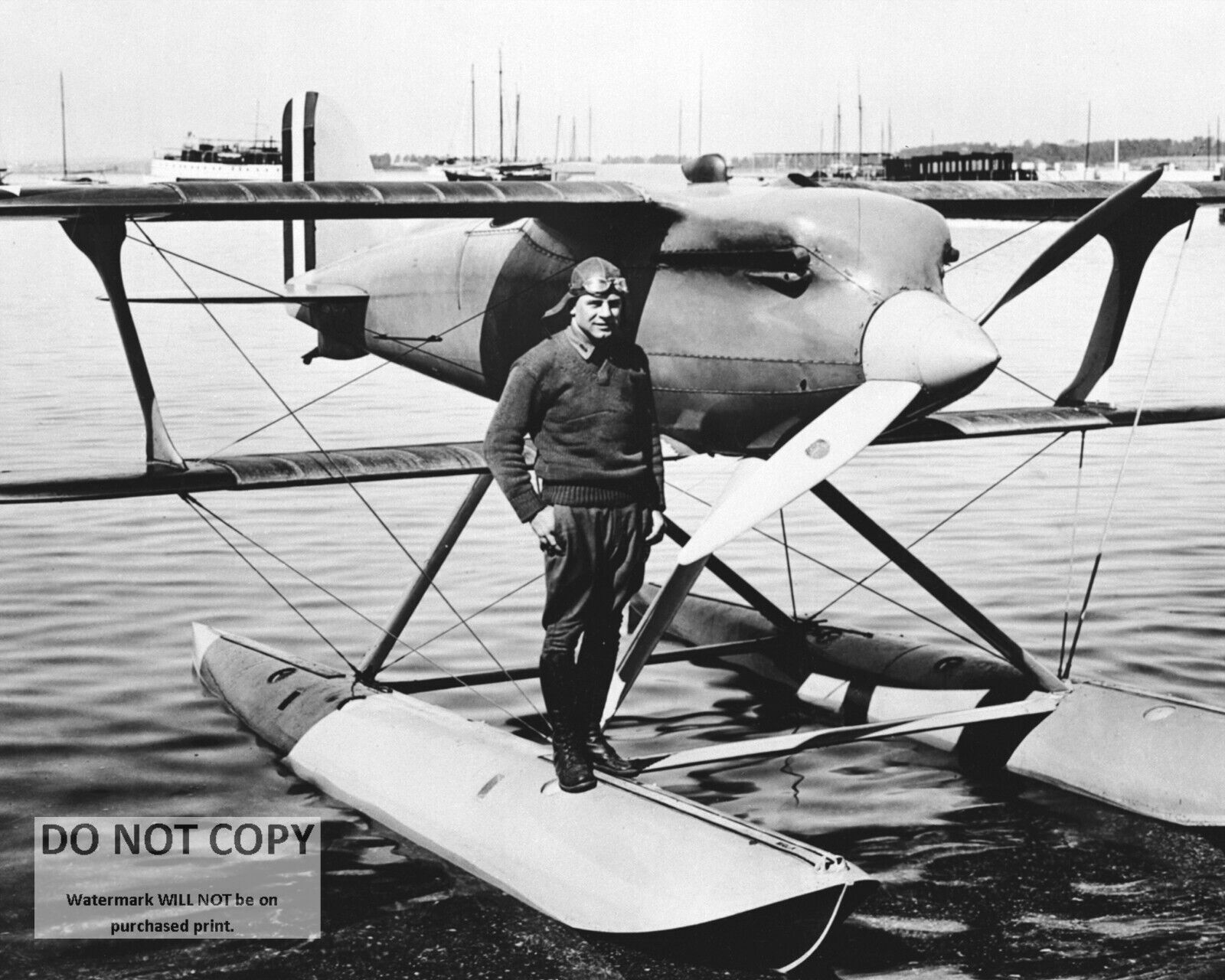 LT. JAMES DOOLITTLE WITH THE CURTIS R3C-2 RACER - 8X10 PHOTO (EE-317)