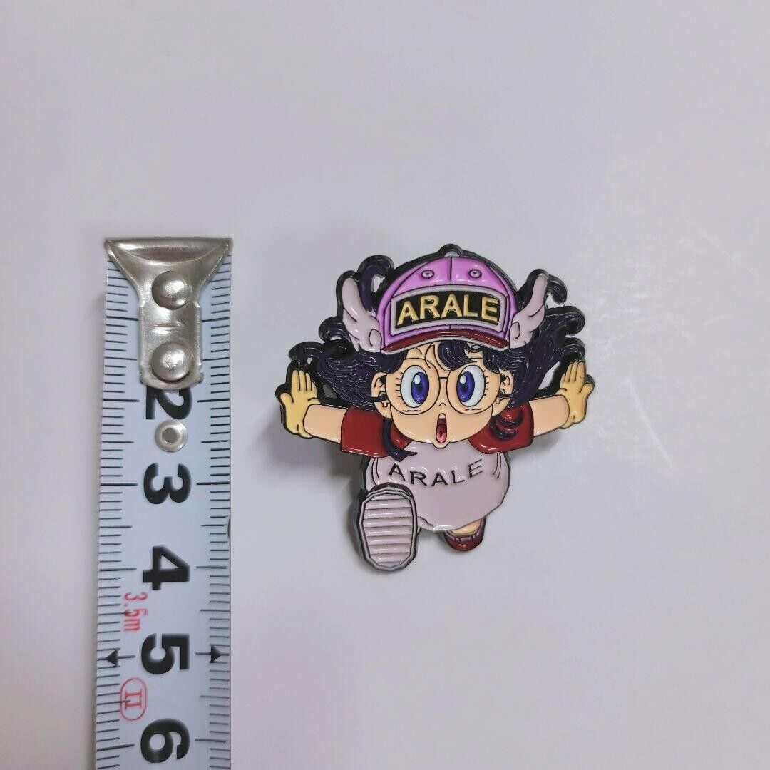 Dr. Slump Arale-chan Pin Badge  Pins Akira Toriyama Kawaii JAPAN