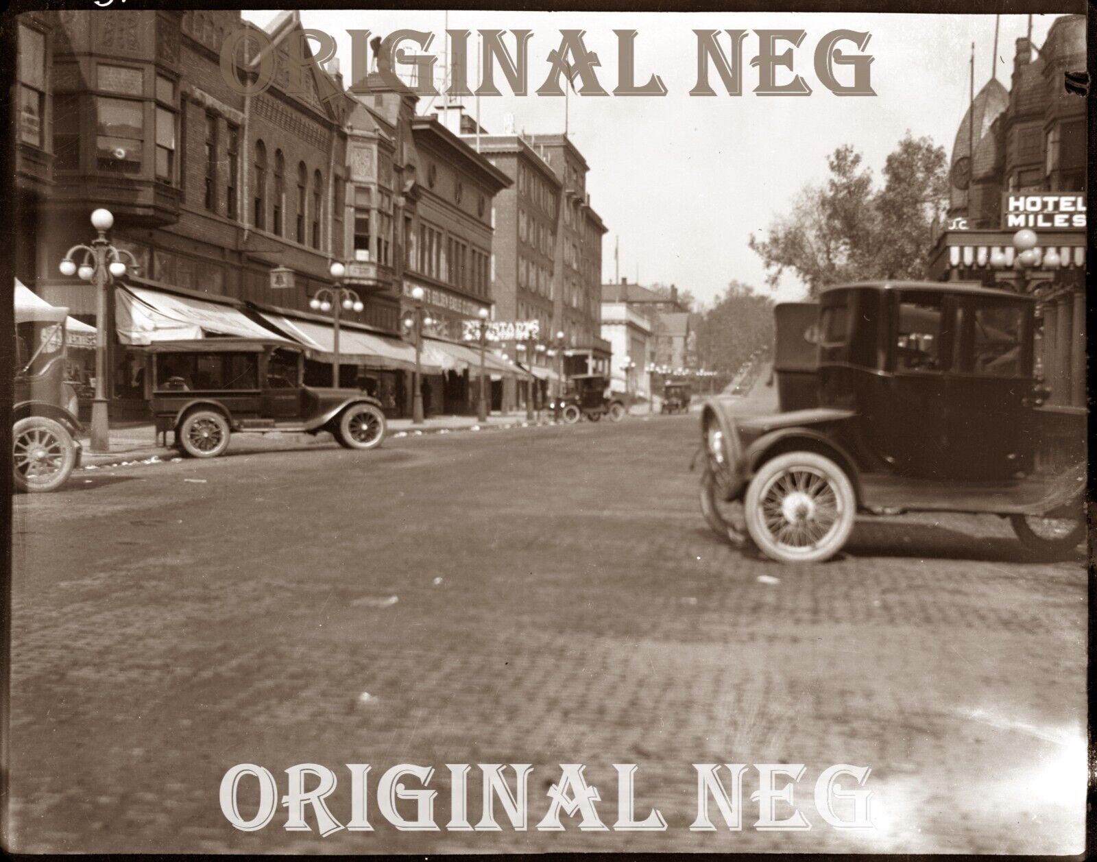 1920s Photo Negative La Salle Illinois Marquette Street Scene Looking N from 1st
