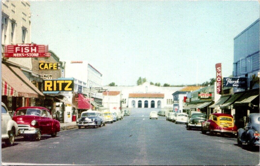 Street View, Business District, OROVILLE, California Chrome Postcard