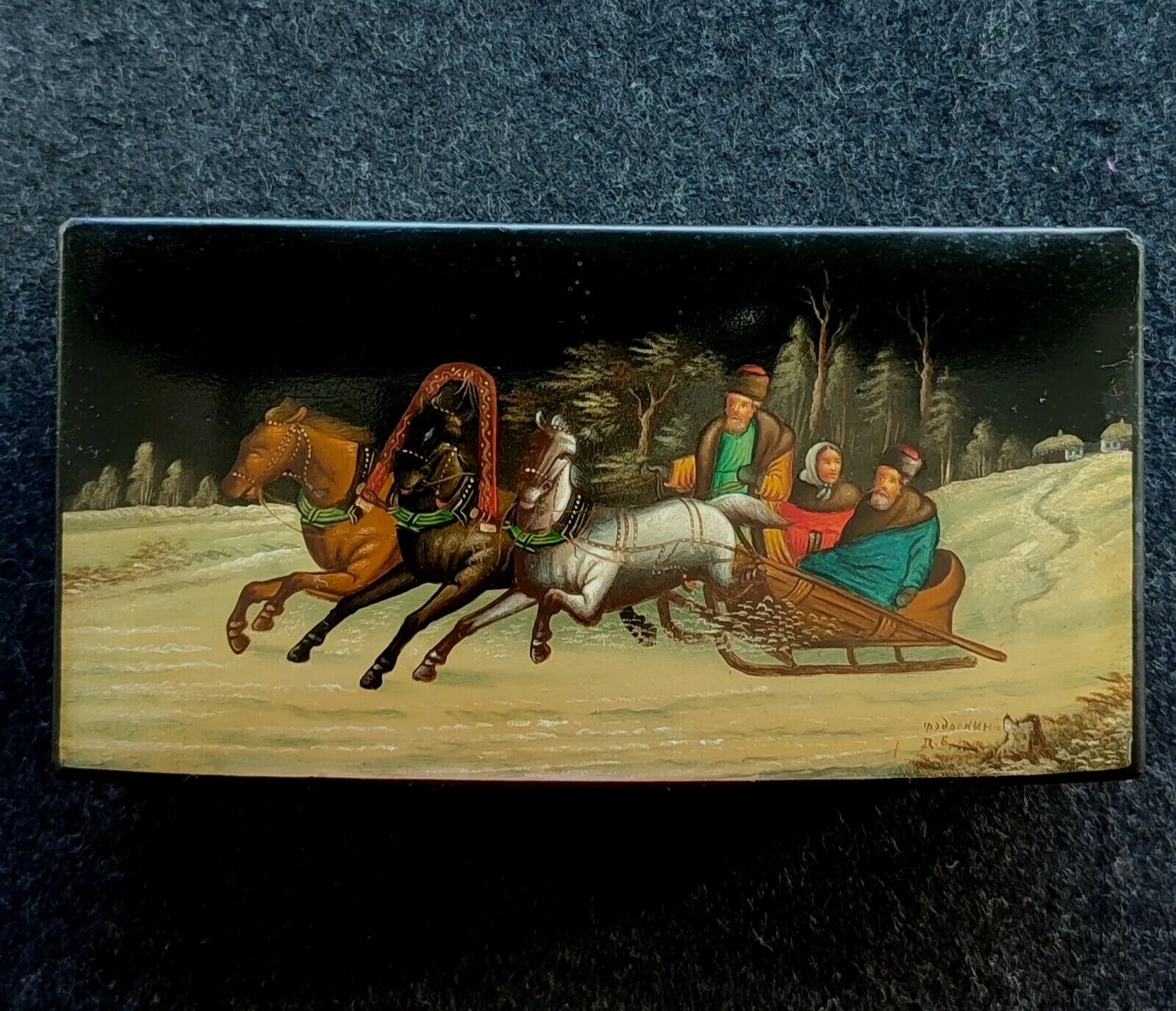 Fedoskino 1940s  Russian Lacquer box author\'s work \