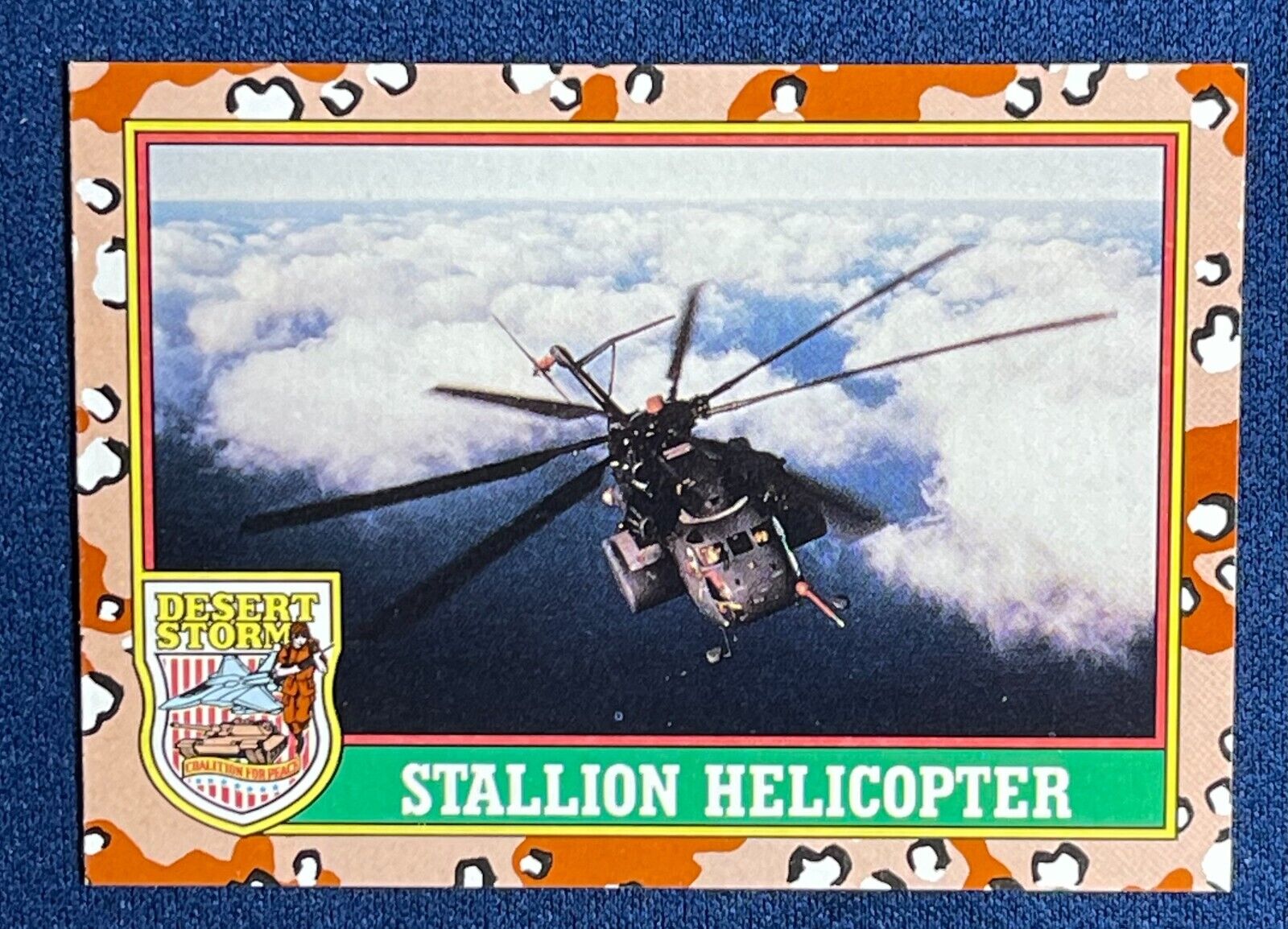 1991 TOPPS DESERT STORM #8 STALLION HELICOPTOR (YELLOW DESERT STORM)