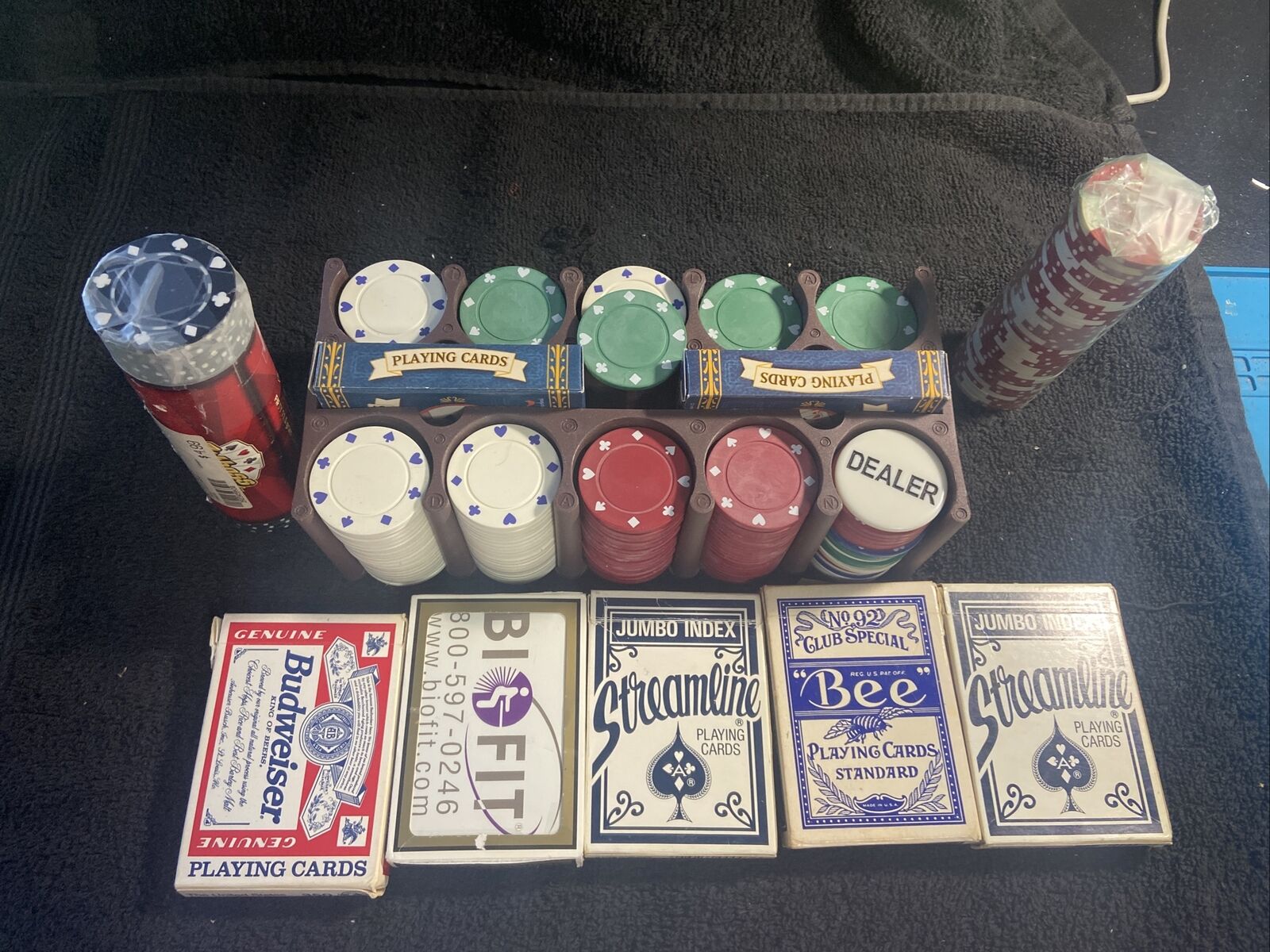 Vintage 200 Poker Chip Set W/ Caddy 7 Decks & Felt LB1053