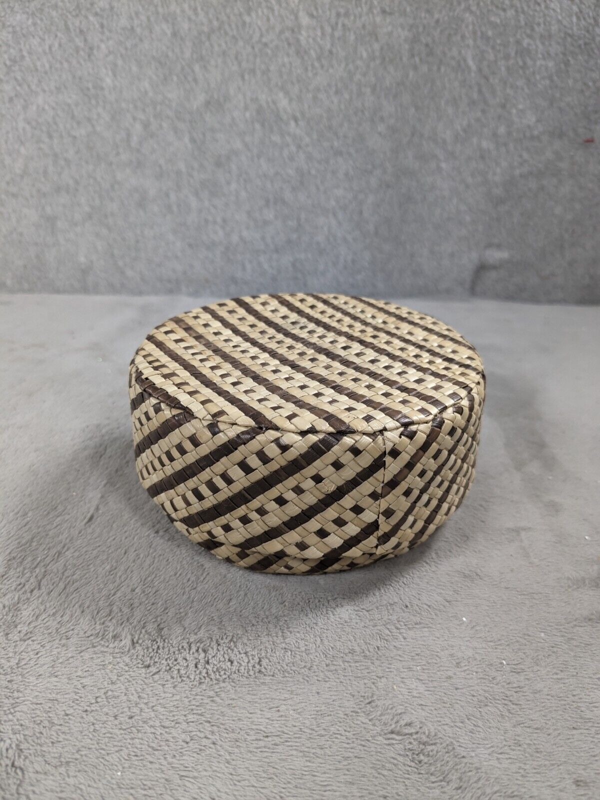 Vintage Small Woven Oval Basket with Lid Southwest Native Brown Checker Pattern