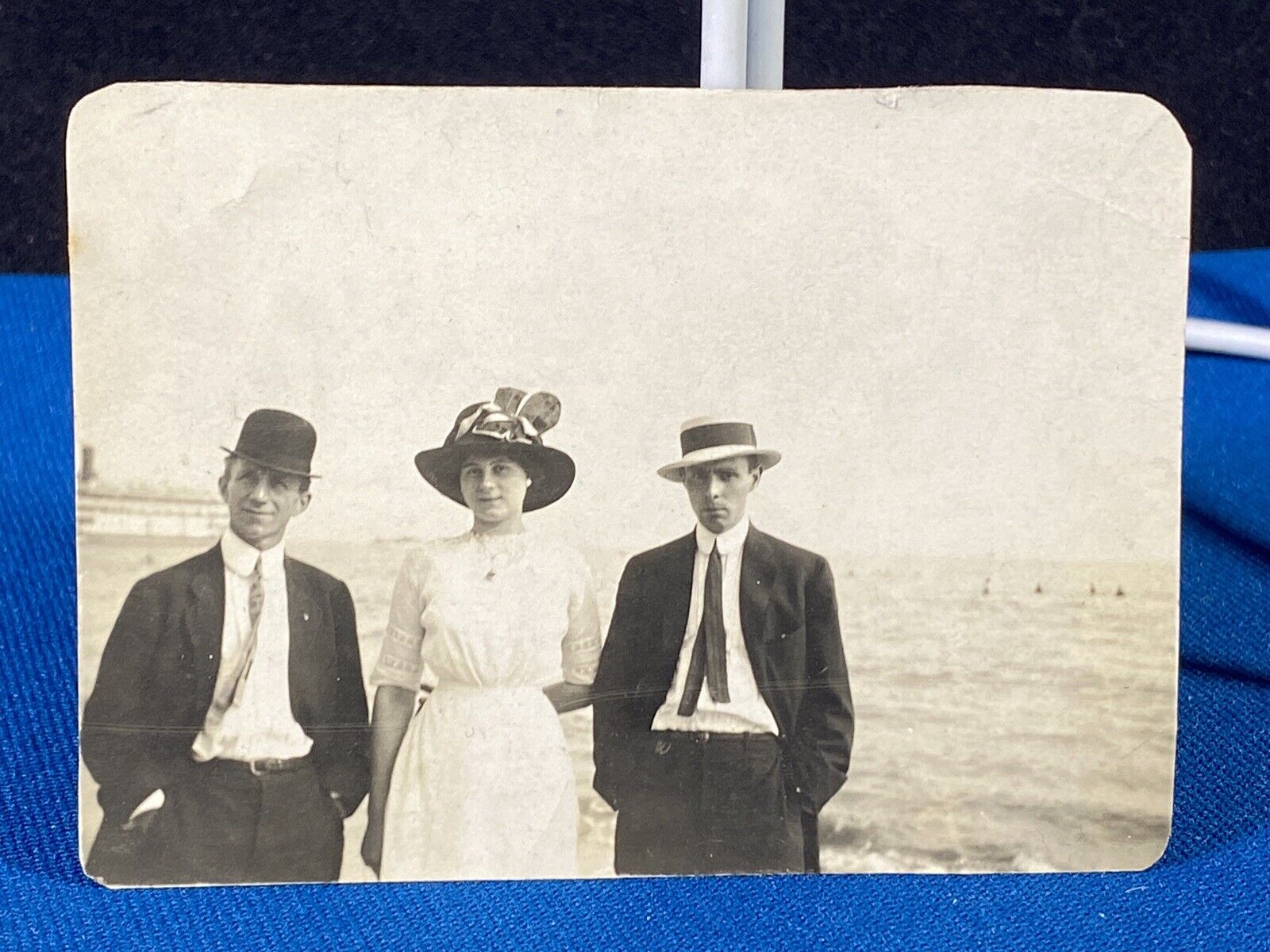 Well Dressed People at Beach Antique Early 1900\'s Snapshot Photo