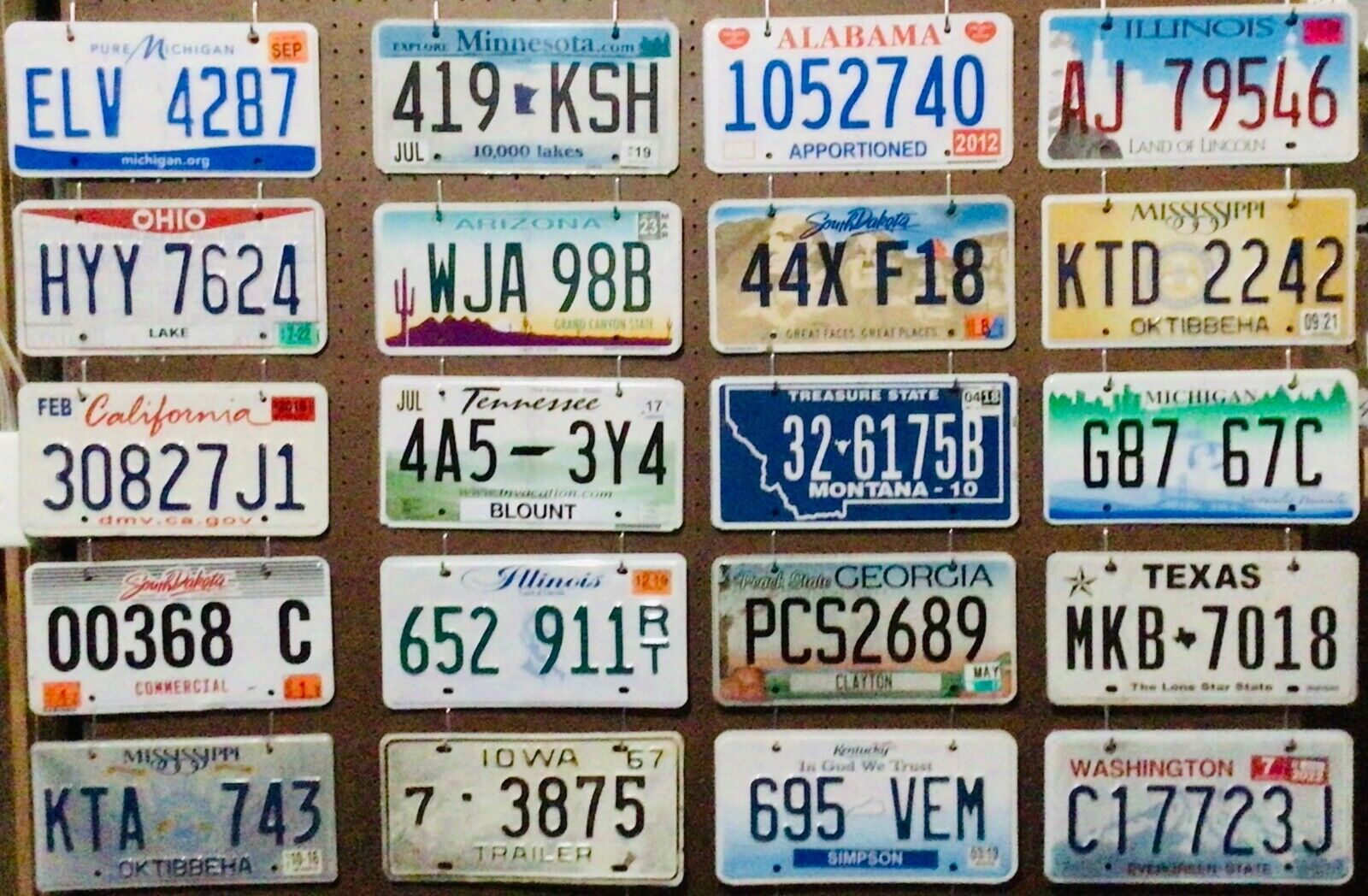 Large lot 20 bulk license plates -LOOK AT MY OTHER LOWER COST SHIPPING LISTINGS