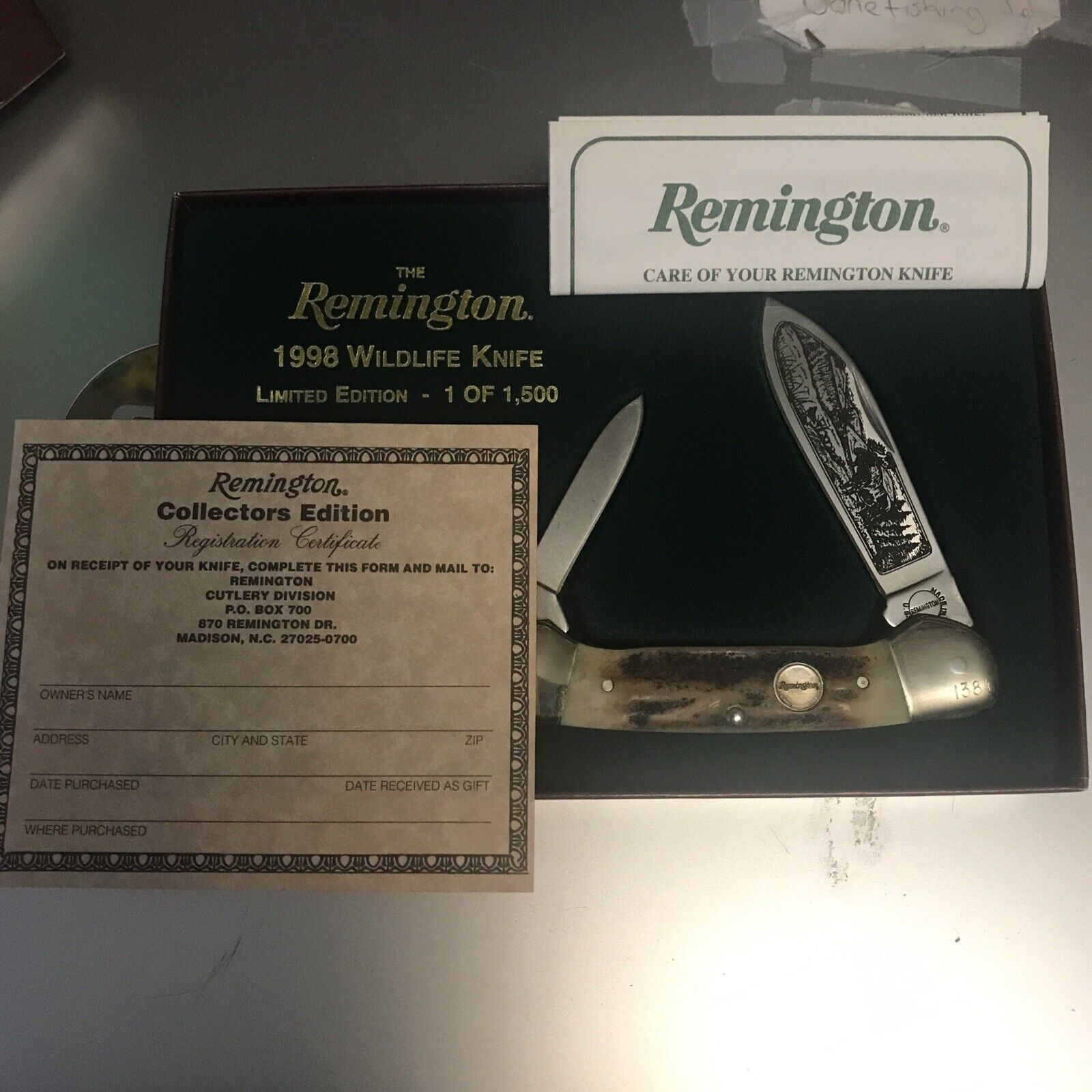 Vintage Remington 1998 Canoe Pocket Knife Moose Folding Blade Wildlife Knife USA