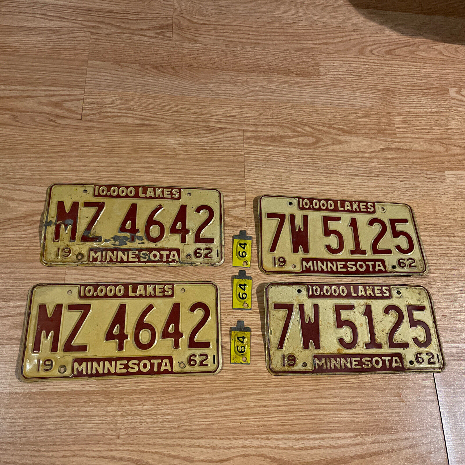 1962 MN license plates + 64 tabs