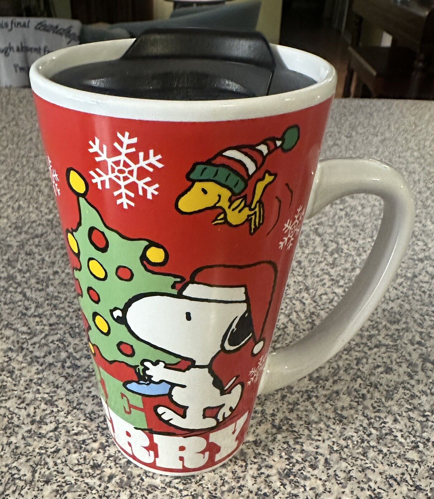 Galerie Peanuts “Be Jolly, Be Merry” Tall Christmas Mug/cup Snoopy Charlie Brown