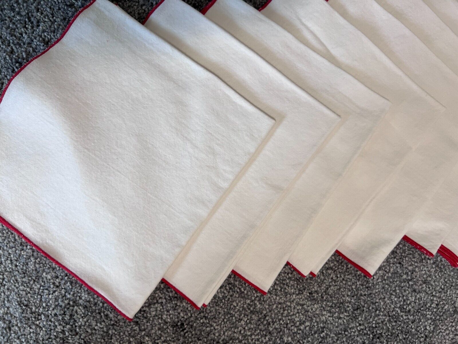 Lot of 8 ~ Vintage ~ White with Red Trim ~ Linen Dinner Napkins