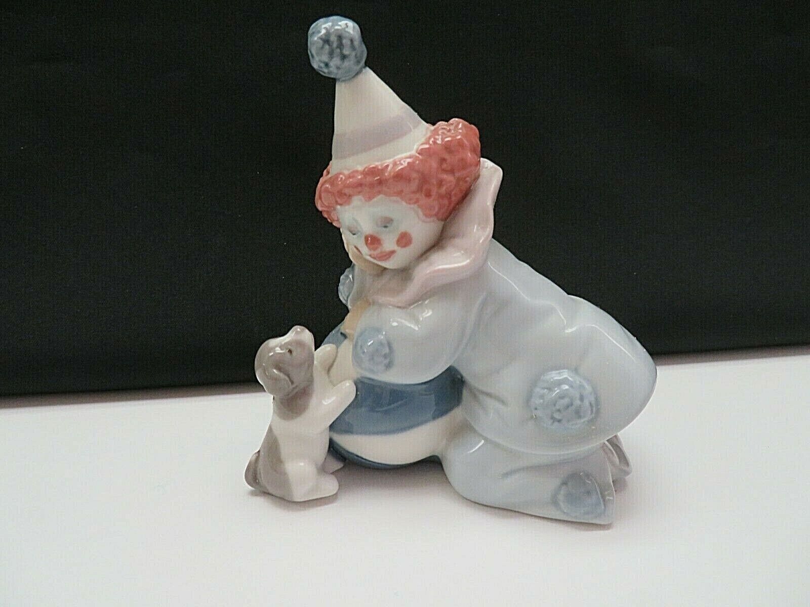 Lladro #5278 Clown Pierrot with Puppy Dog & Ball Porcelain Figurine / Statue
