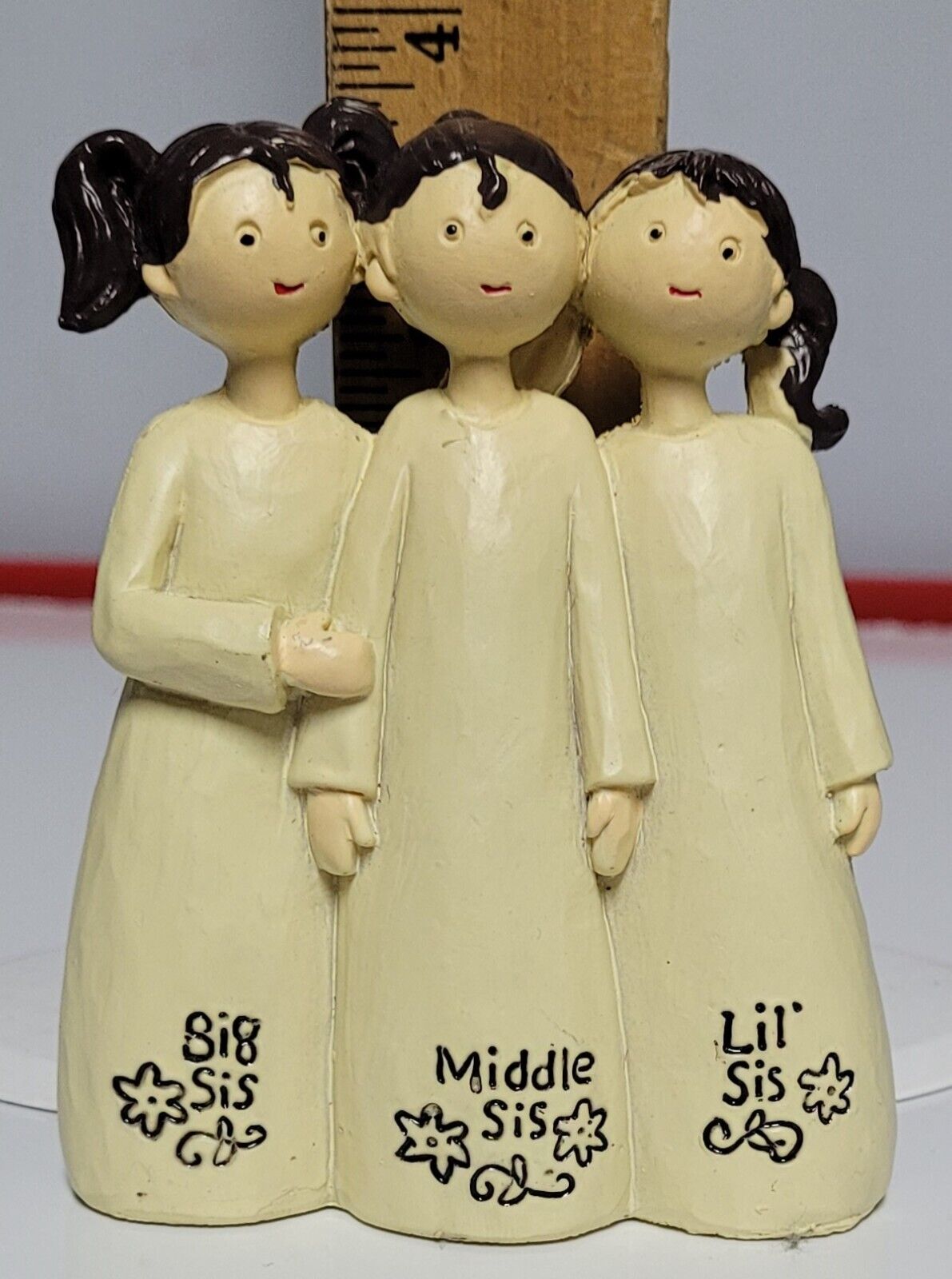 Three Sisters Figurine Big Sis, Middle Sis, Lil\' Sis 4\