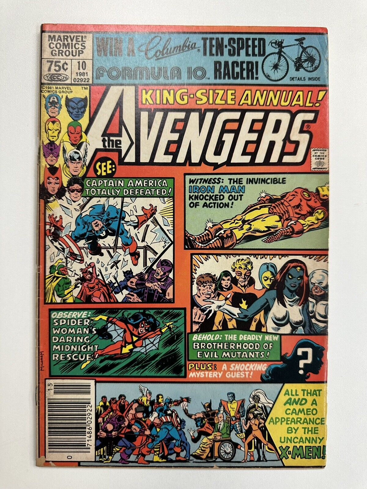 Avengers King Size Annual #10 (Marvel, 1981) 1st App of Rogue, Mid Grade