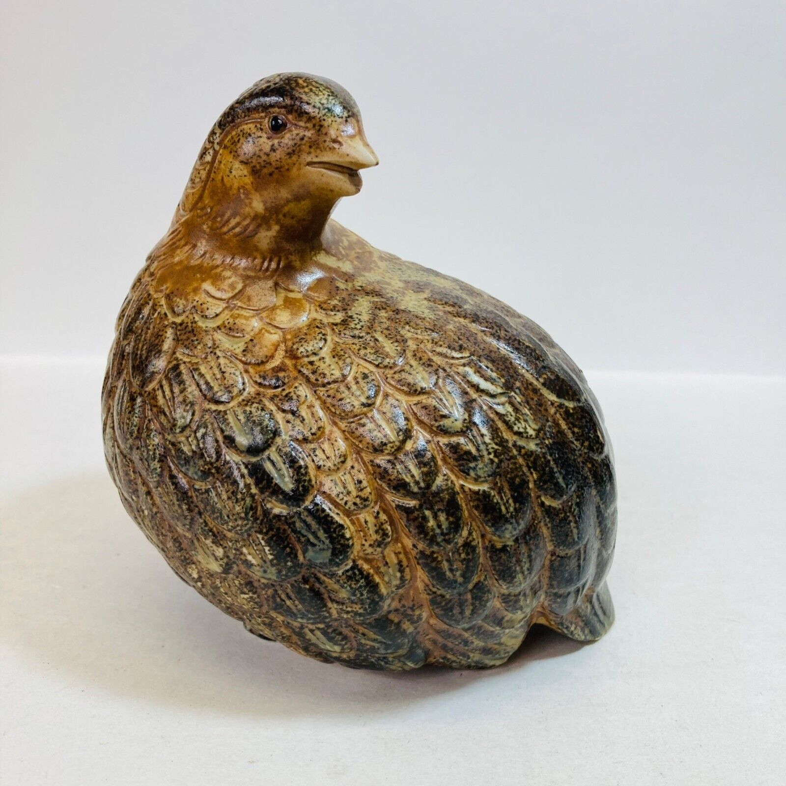 Quail Figurine MCM Vintage Ceramic Pottery Browns Japan as is 5.5 x 5 inches