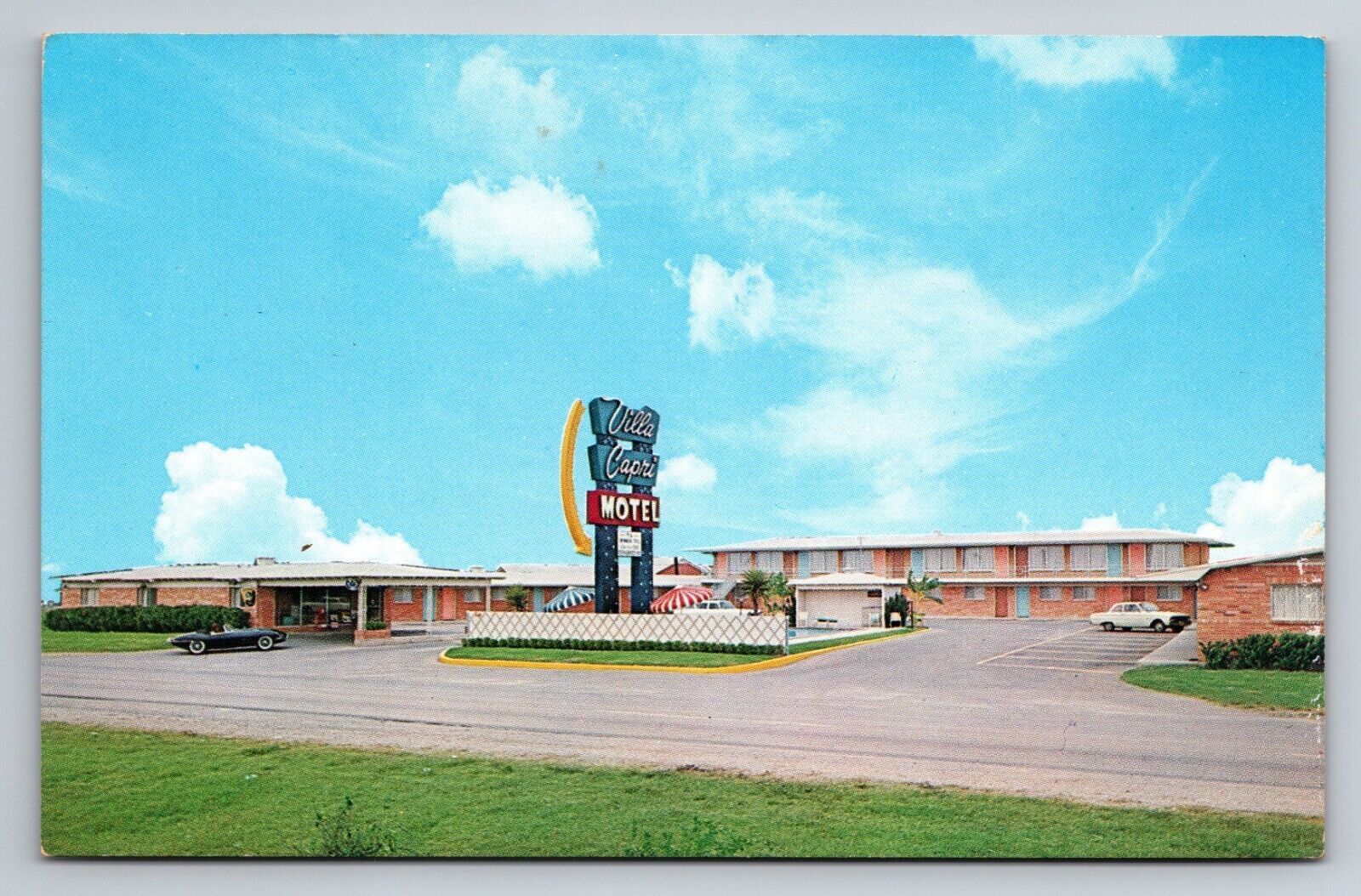Villa Capri Motel Waco Texas Vintage Unposted Postcard