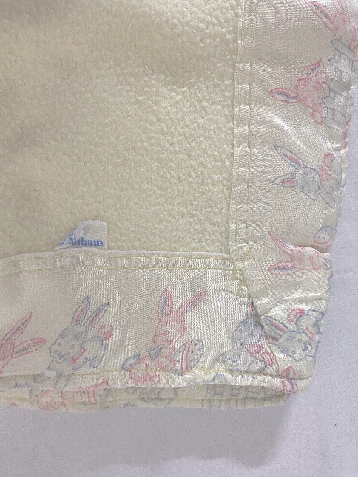 Vintage Chatham Baby Blanket Satin Trim Bunny Novelty Print Kitsch Wool 50’s