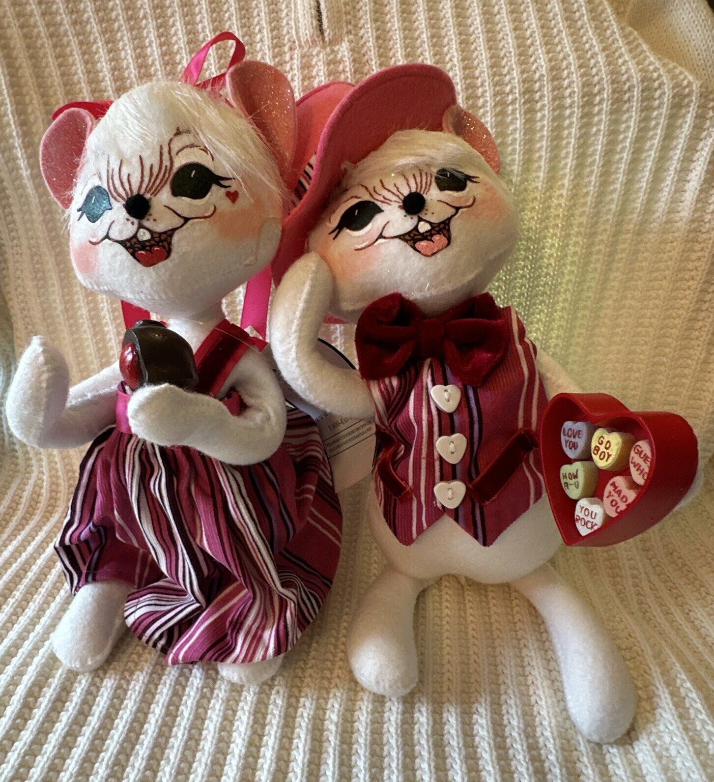 Annalee Valentines Day Mouse Mice Couple Chocolate Candy Striped Corduroy 9\