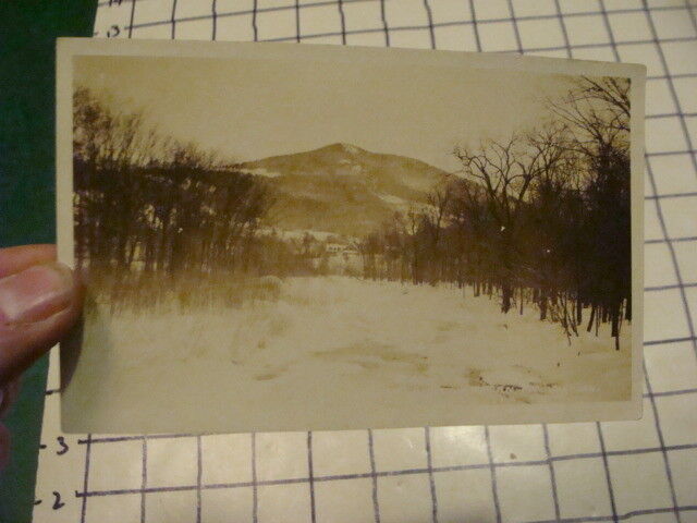 orig Postcard -- REAL PHOTO -- MT. JACKSON -- NH -- writting but not send