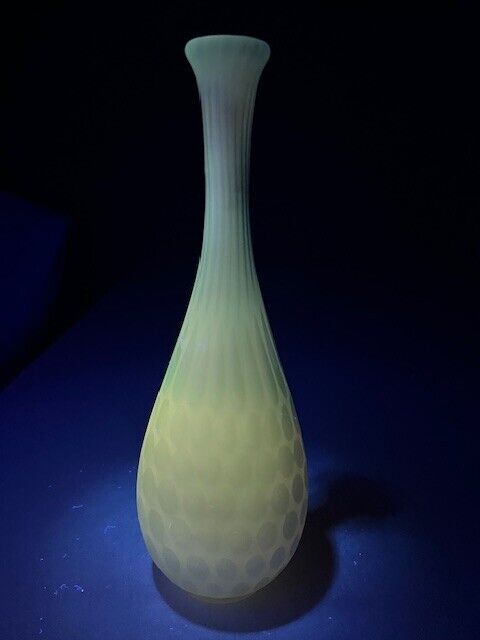 ANTIQUE MOTHER OF PEARL DIAMOND QUILTED SATIN CASED GLASS VASE RAINDROP PATTERN