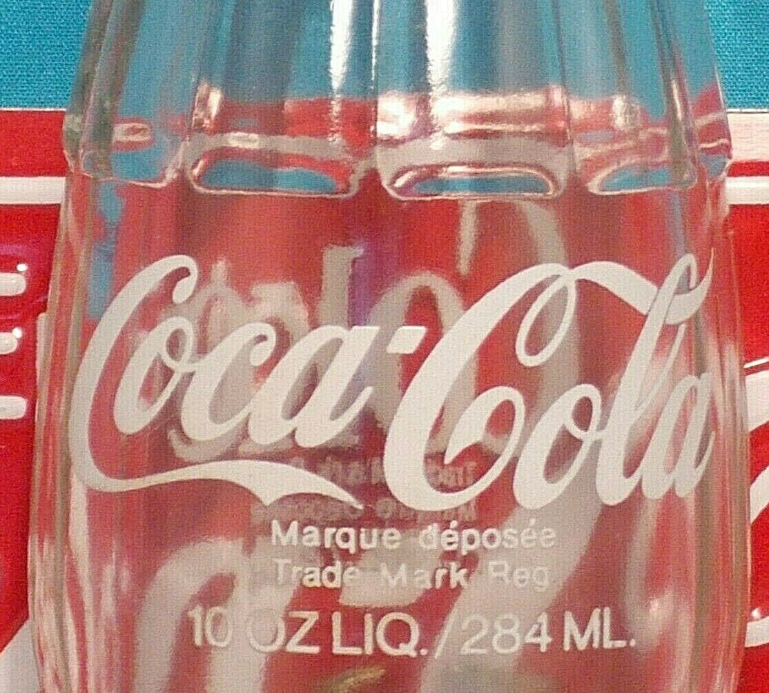 COCA-COLA * Coke 300 ml * 10 oz Bottle * French & English * Coca-Cola LTD CANADA