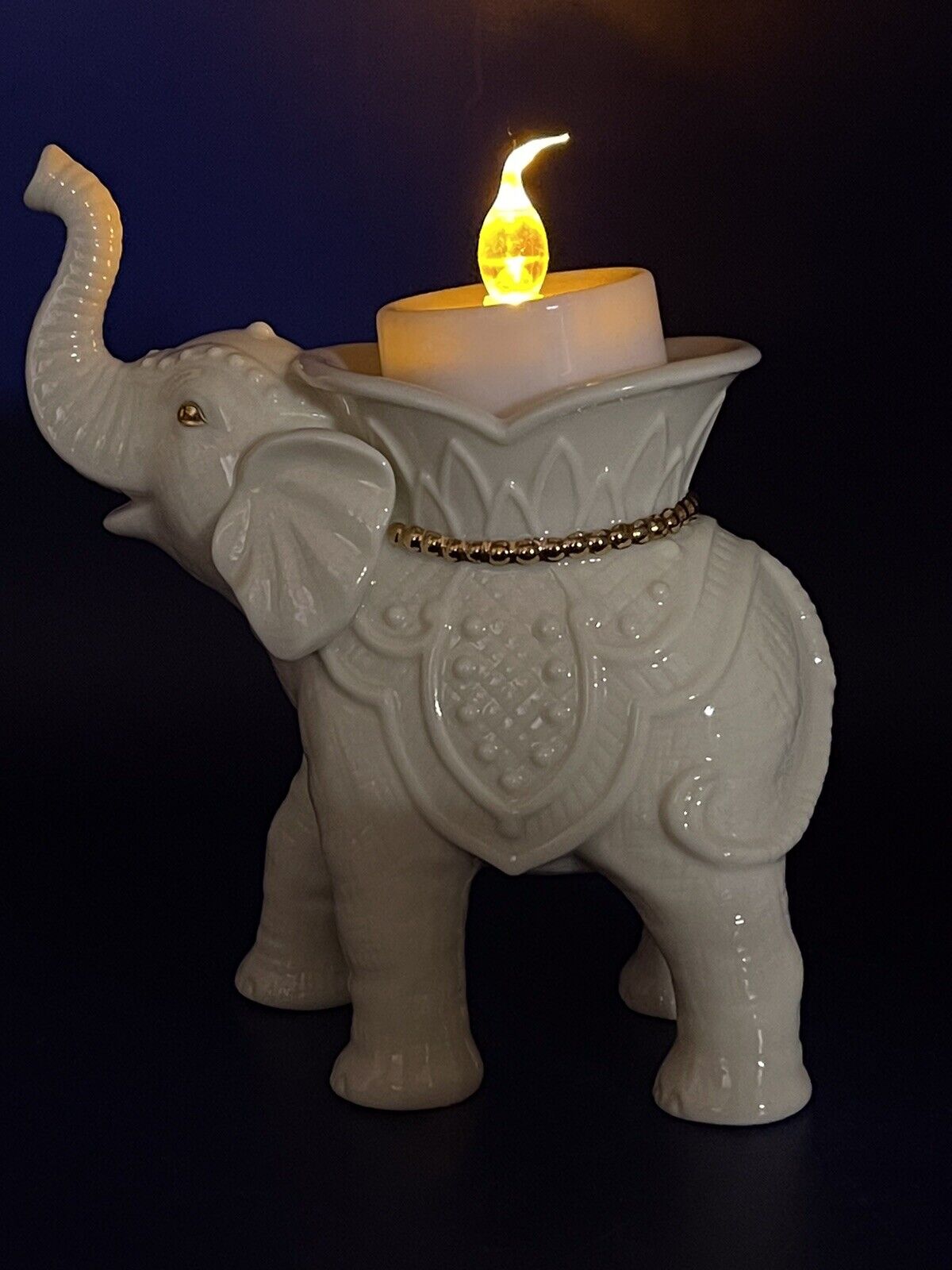 Lenox Elephant Tea Light Votive Holder Gold Accents 4.5” Tall (light not incl.)