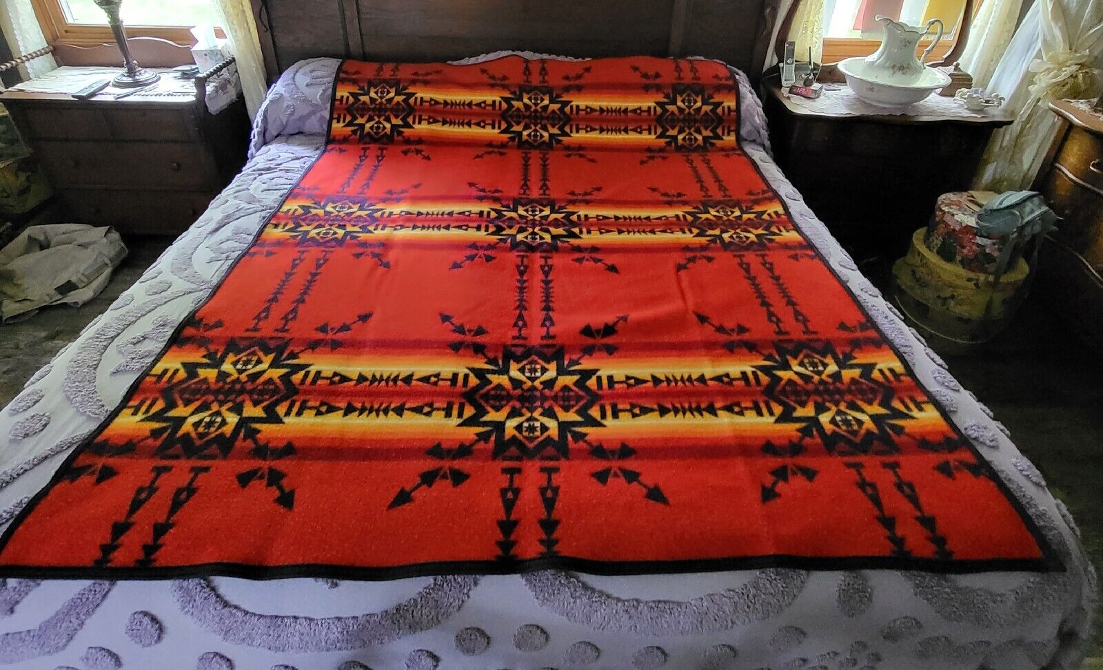 Vtg. Beaver State Pendleton Wool Reversible Aztec Pattern Blanket