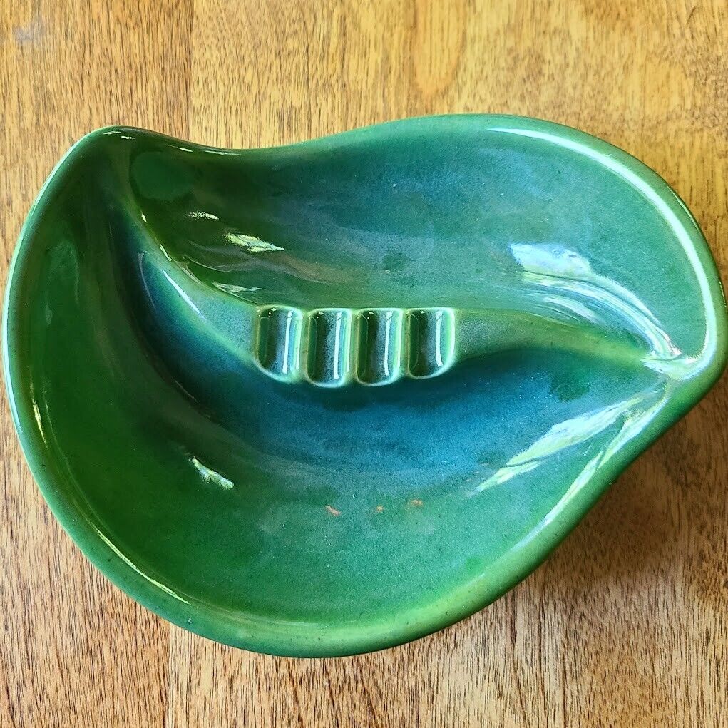 1960s Mid Century Modern Deep Green Teal Open Back Kidney Shaped Pottery Ashtray
